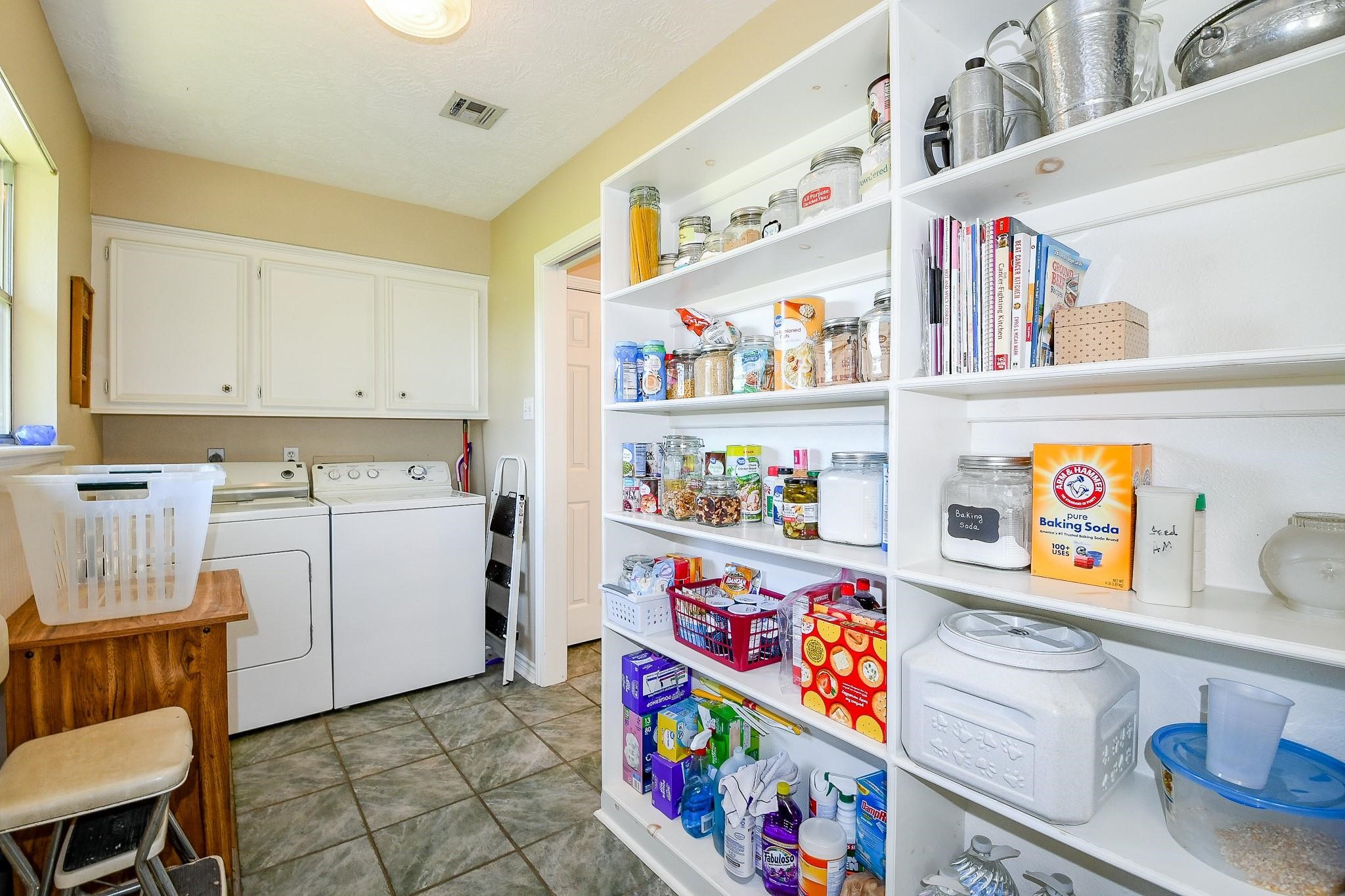 22035 Buescher Road Property Photo 39