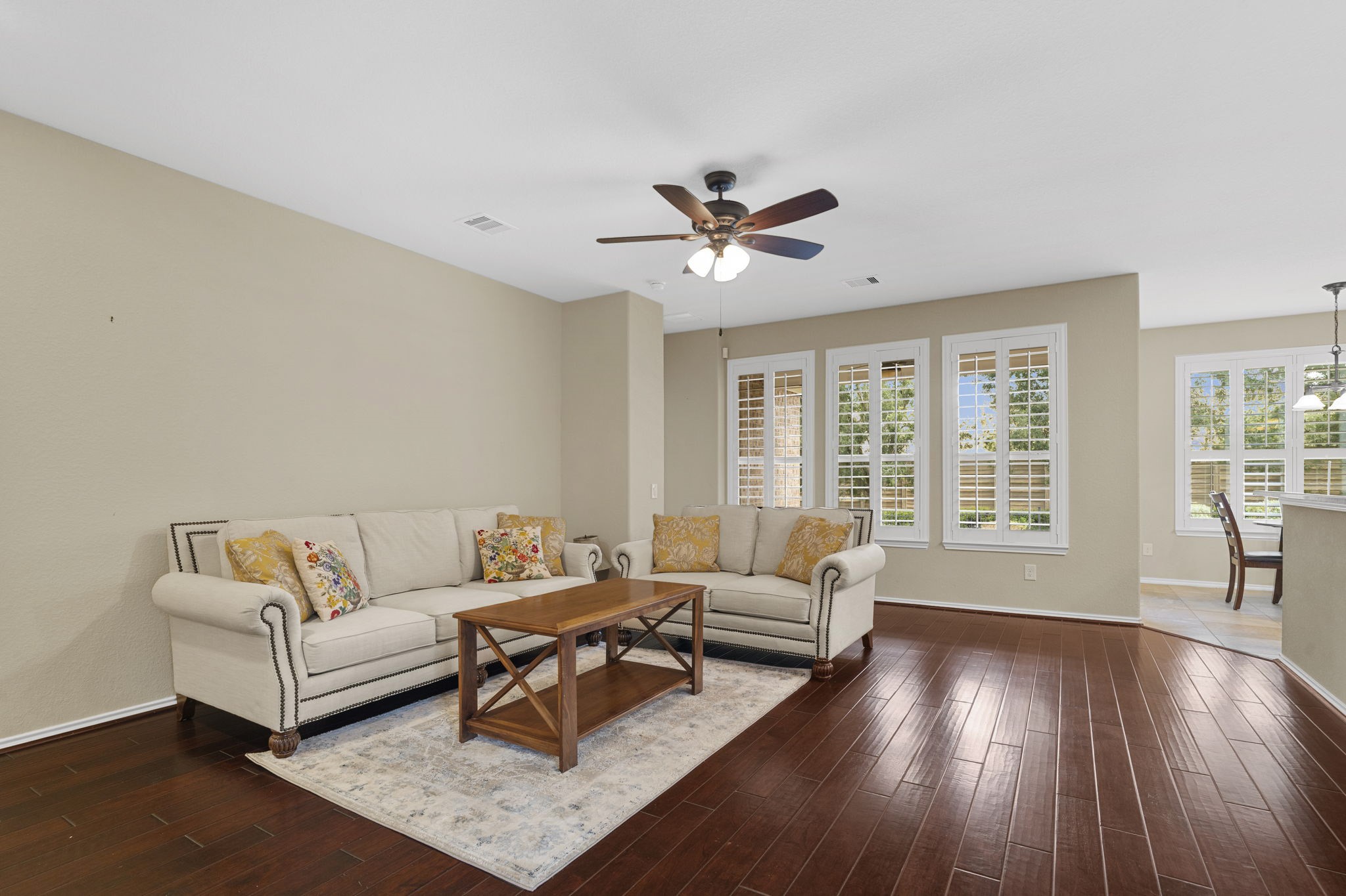 3227 Persimmon Grove Property Photo 3