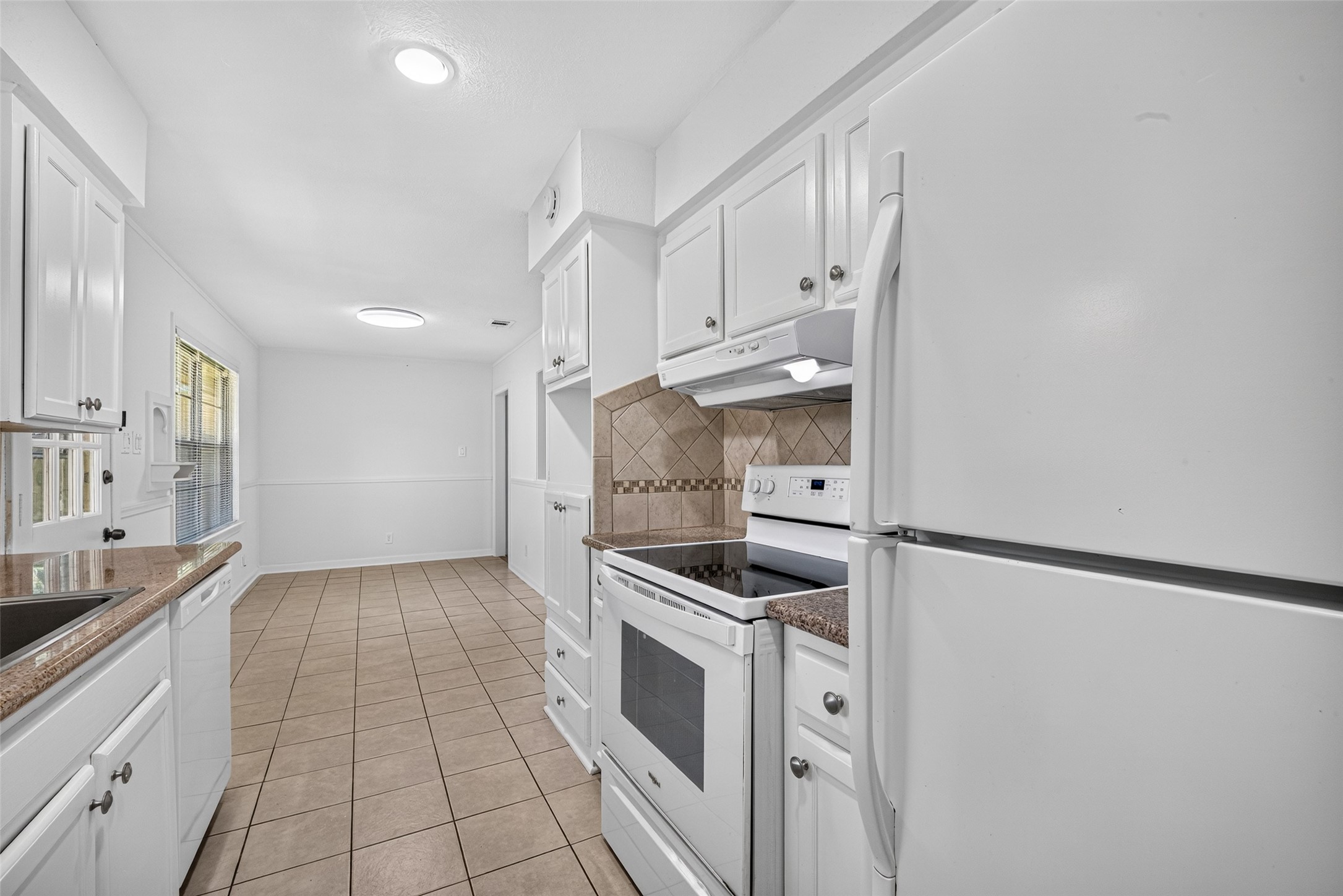 6734 Sharpcrest Street Property Photo 21