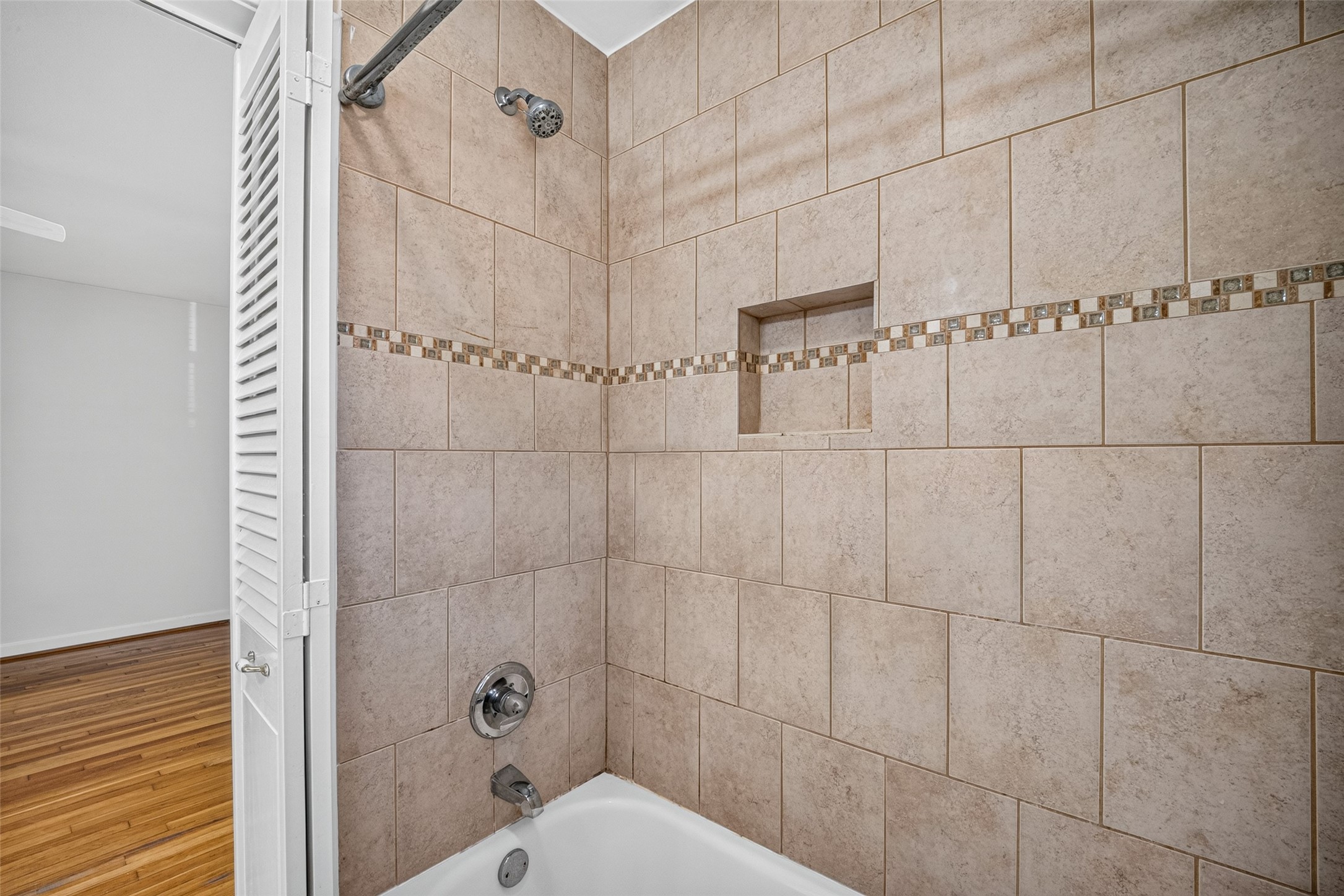 6734 Sharpcrest Street Property Photo 26