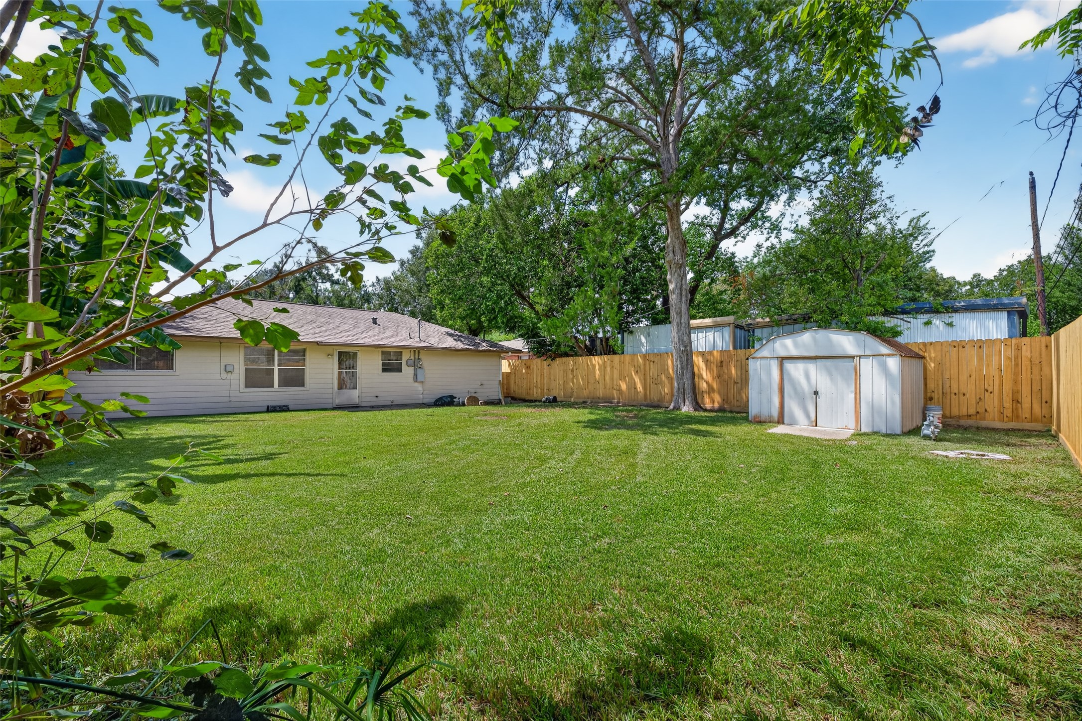 6734 Sharpcrest Street Property Photo 37