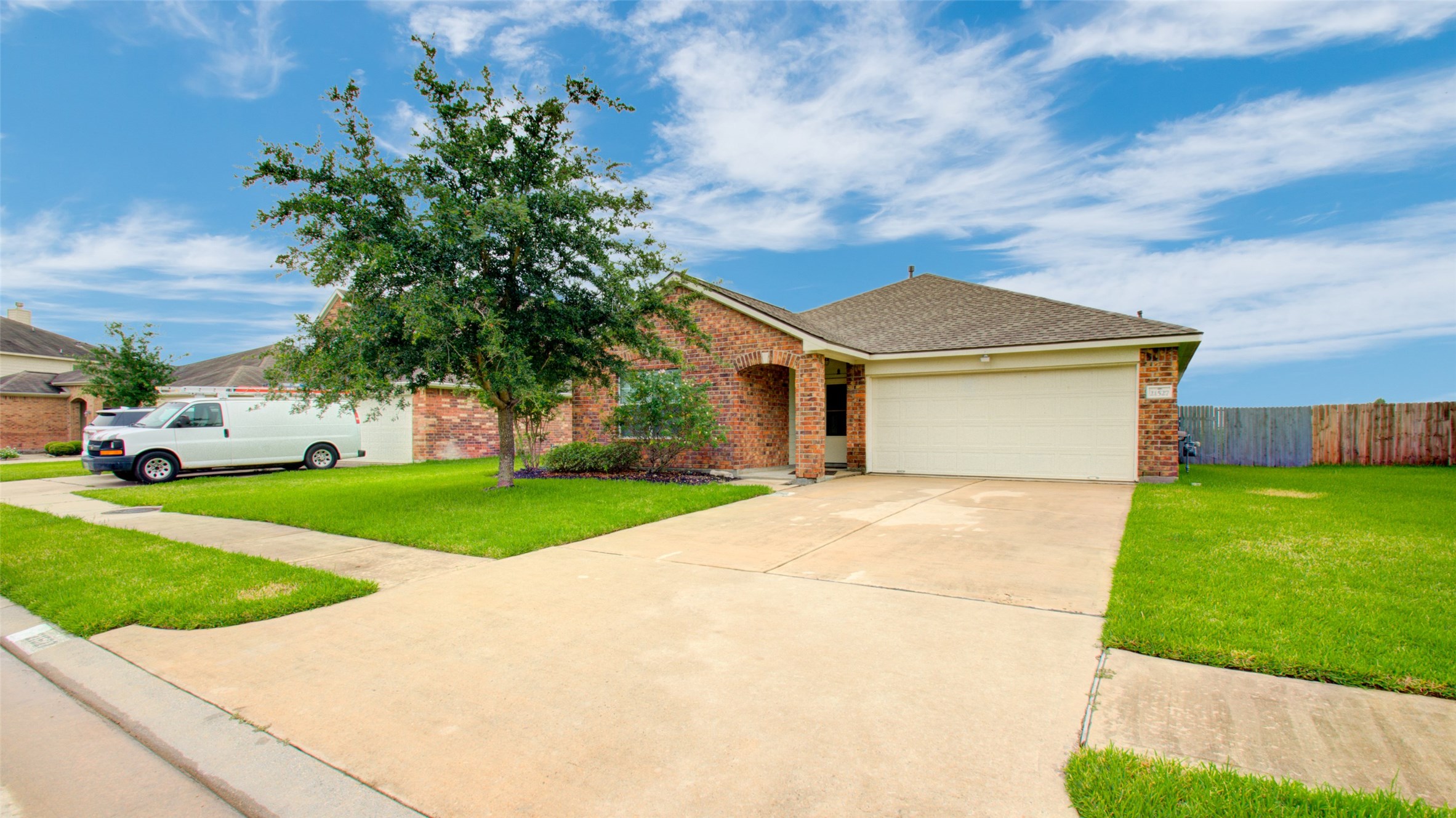 21527 Stonecross Terrace Lane Property Photo 1