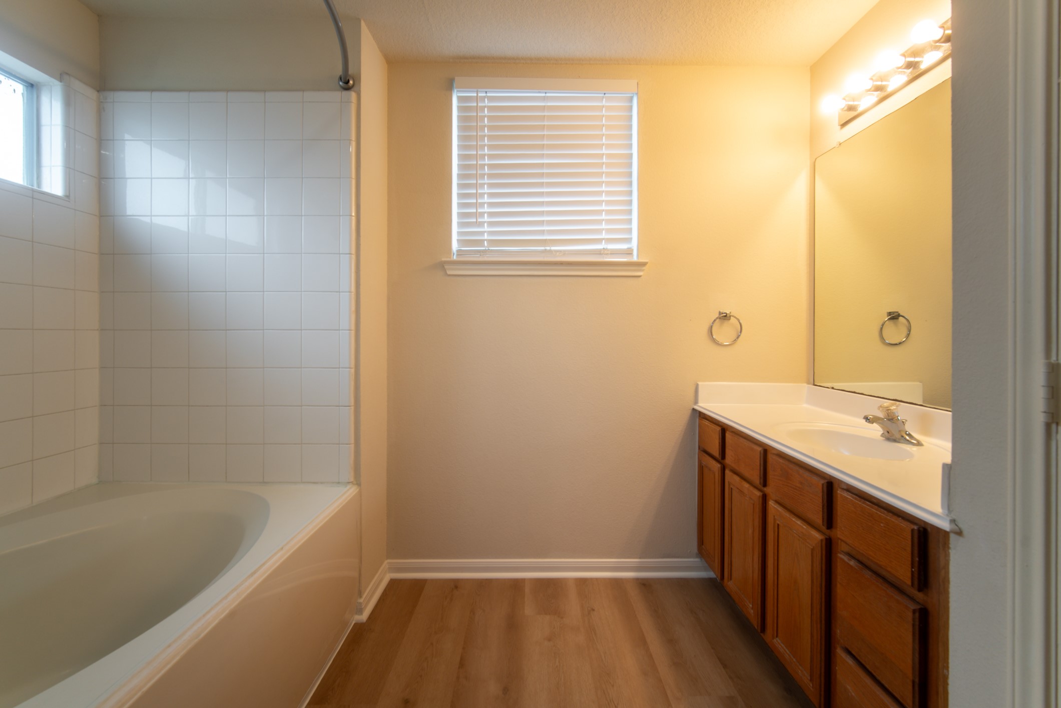 6702 Albion Cresent Drive Property Photo 32