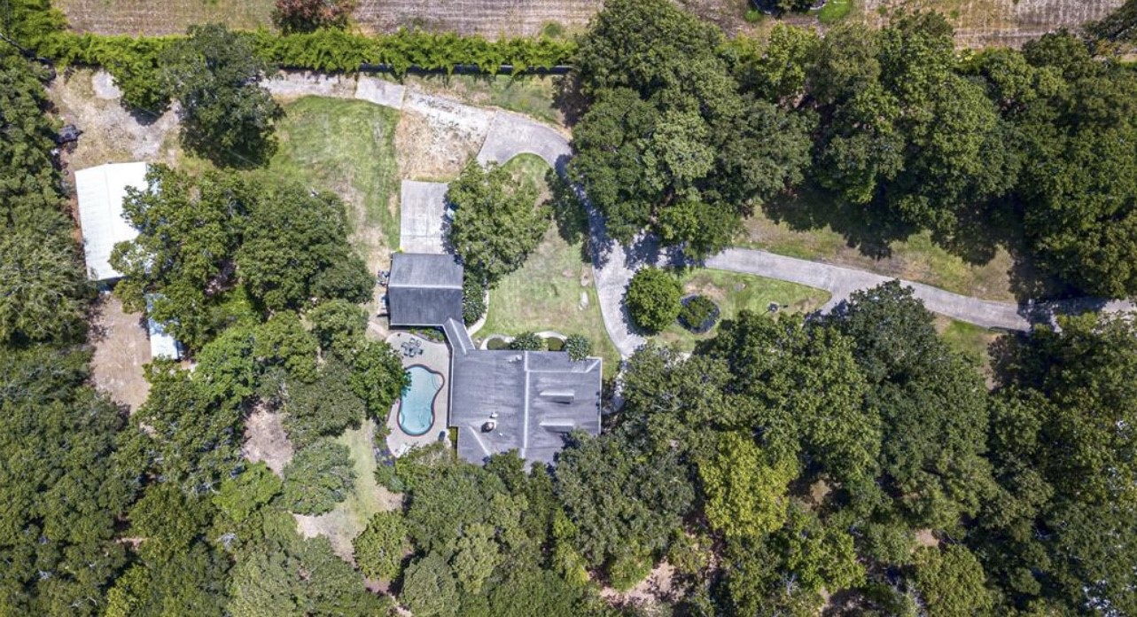 15567 Old Conroe Road Property Photo 2