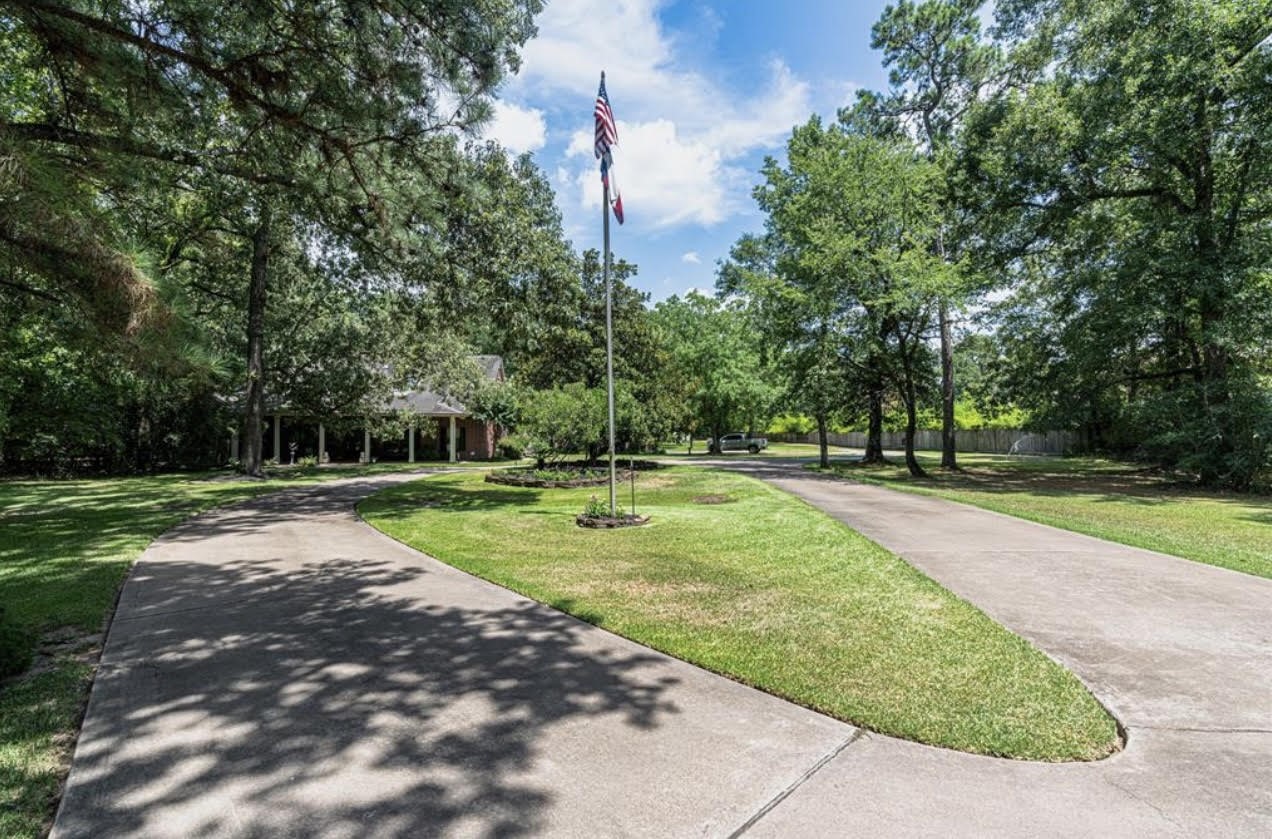 15567 Old Conroe Road Property Photo 4