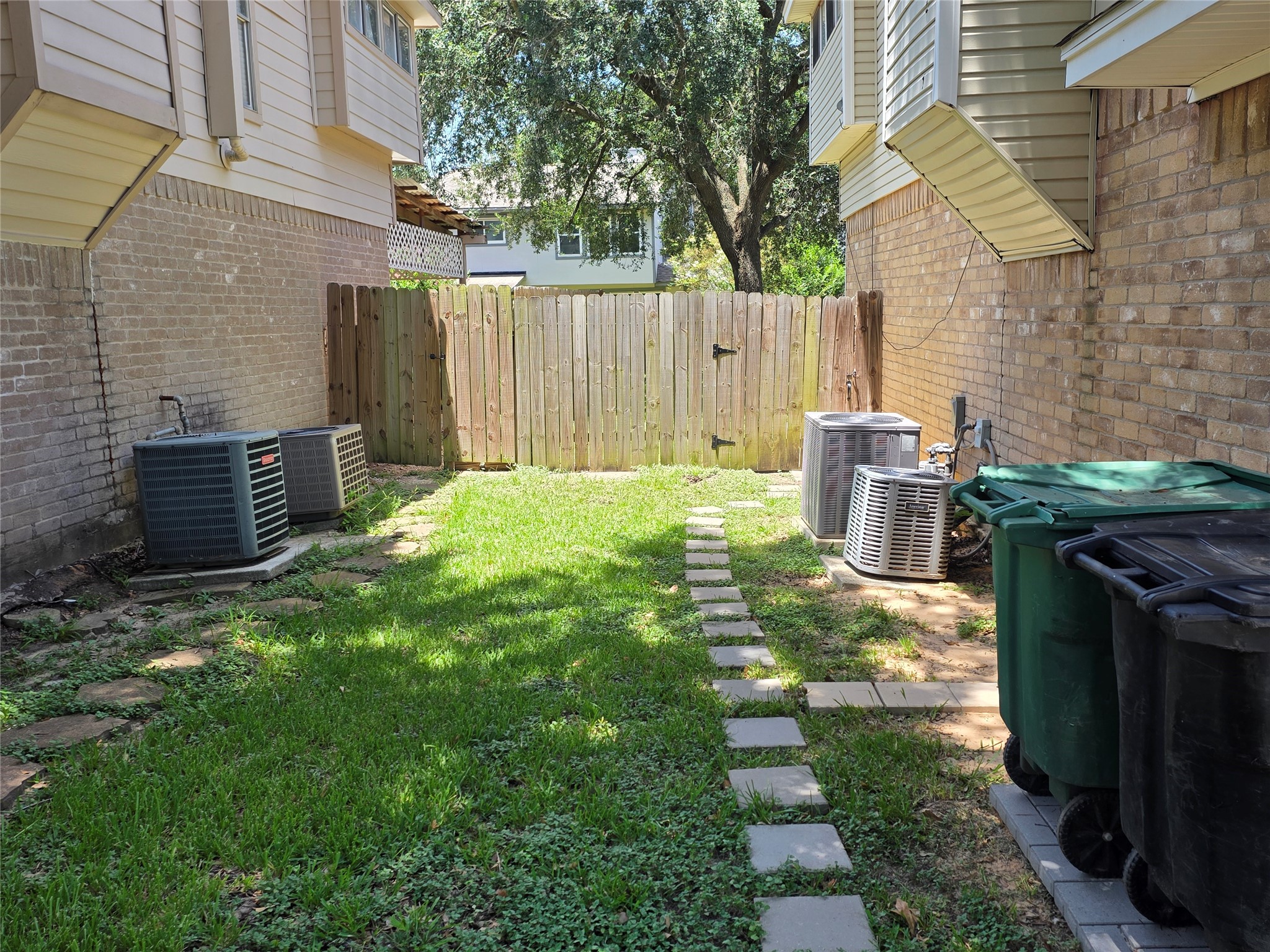 12902 Skymeadow Drive Property Photo 5