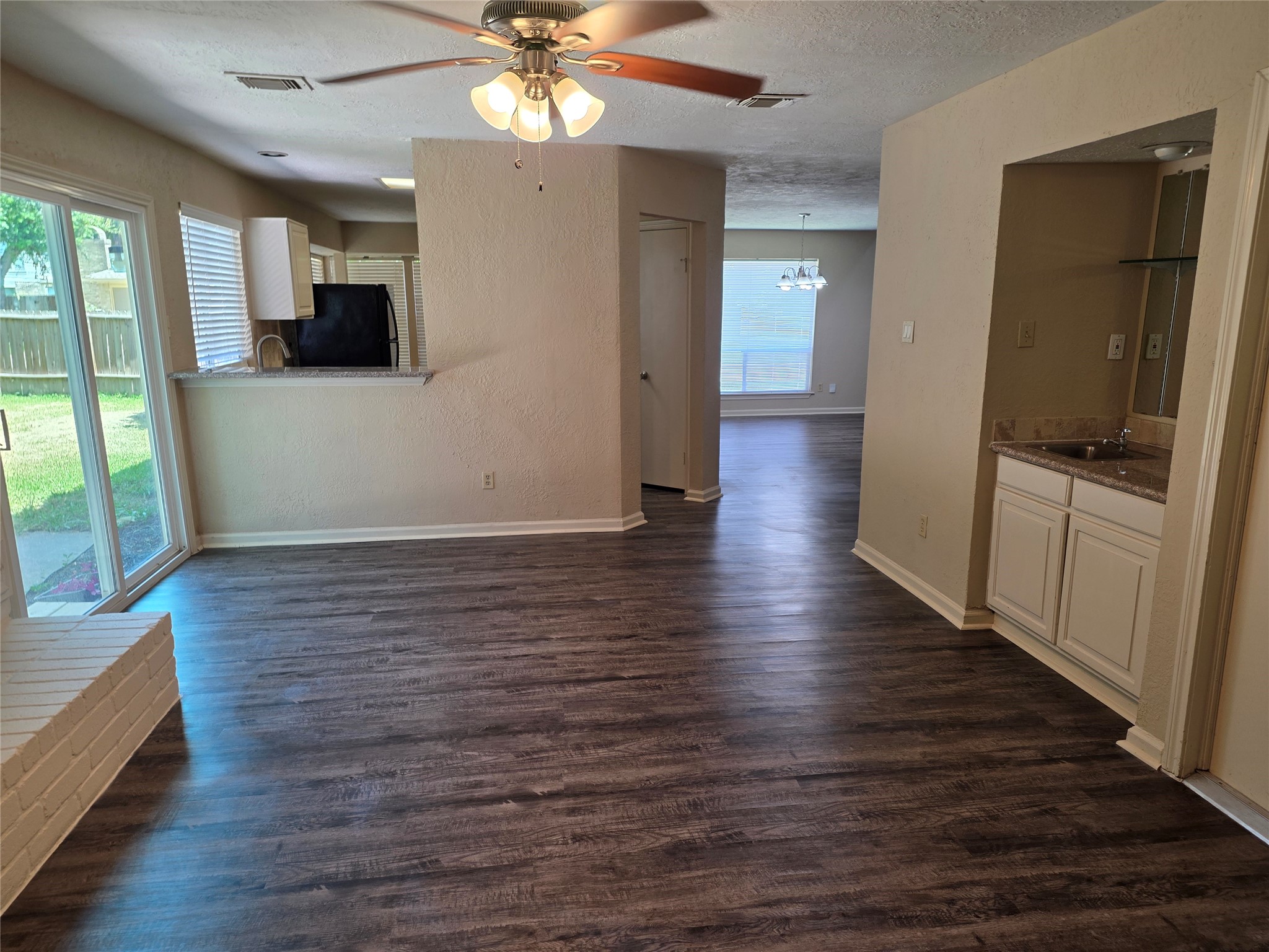 12902 Skymeadow Drive Property Photo 12
