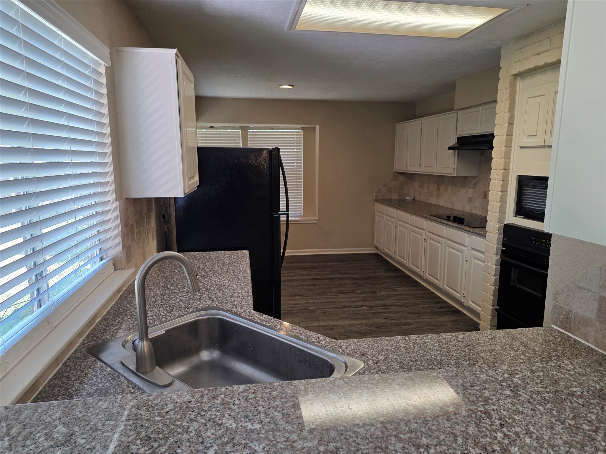 12902 Skymeadow Drive Property Photo 13
