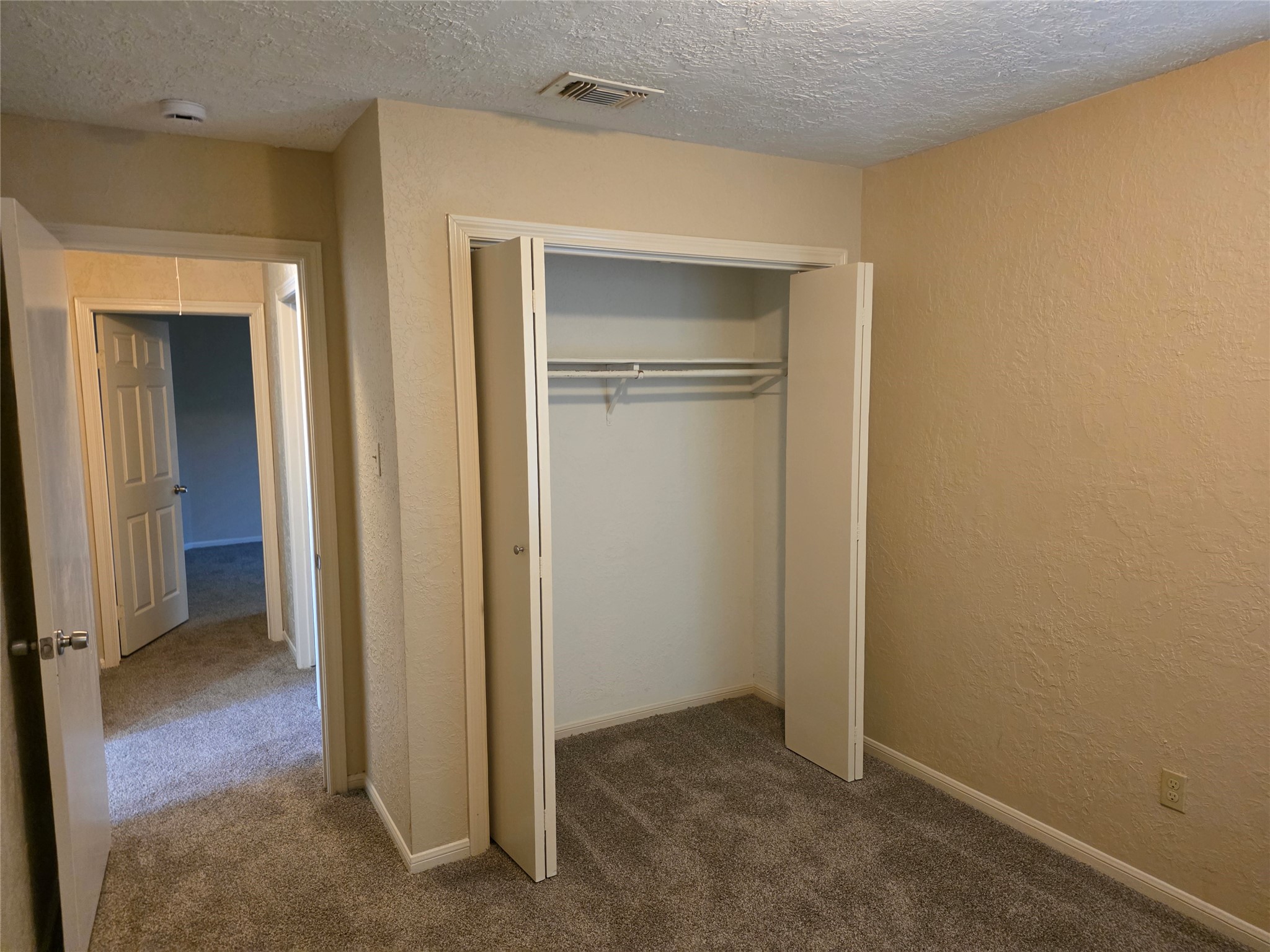 12902 Skymeadow Drive Property Photo 24