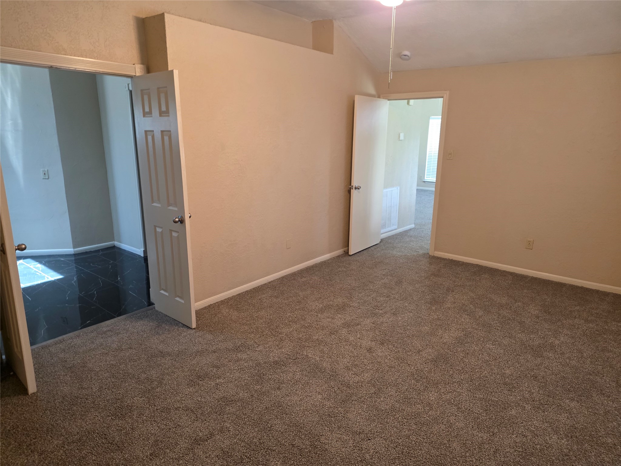 12902 Skymeadow Drive Property Photo 32