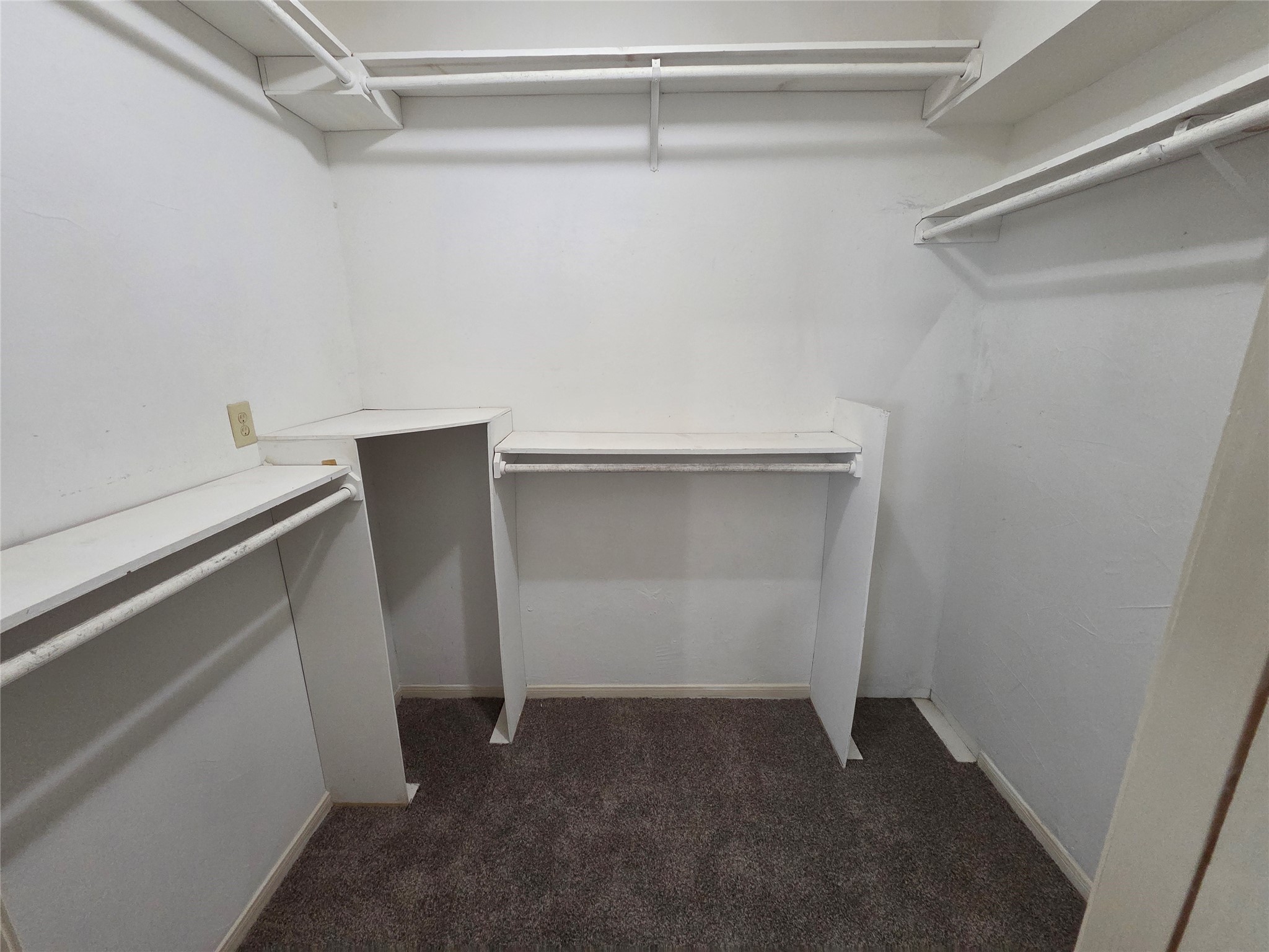 12902 Skymeadow Drive Property Photo 35