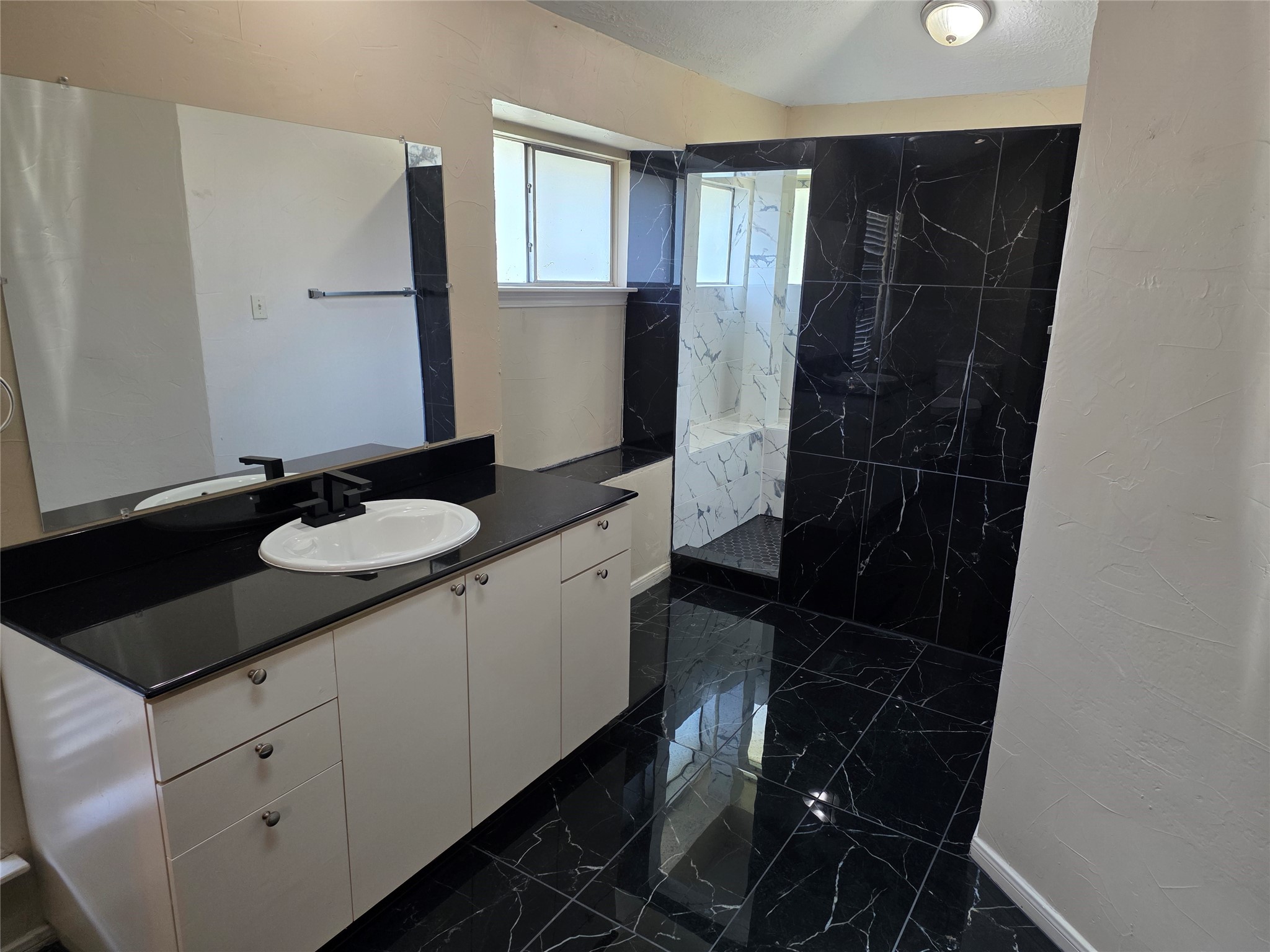 12902 Skymeadow Drive Property Photo 37
