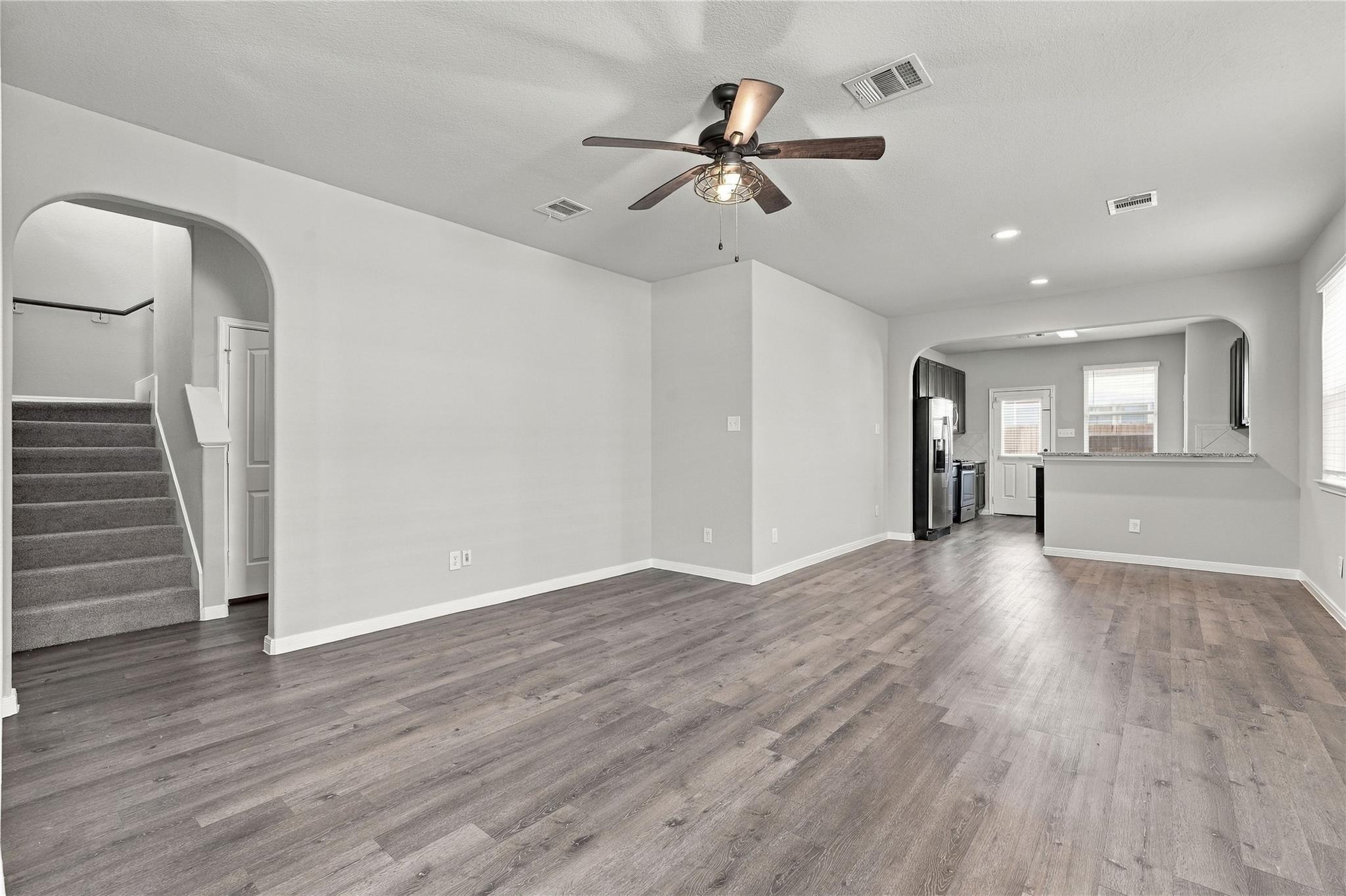 25610 Brooklyn Lane Property Photo 2
