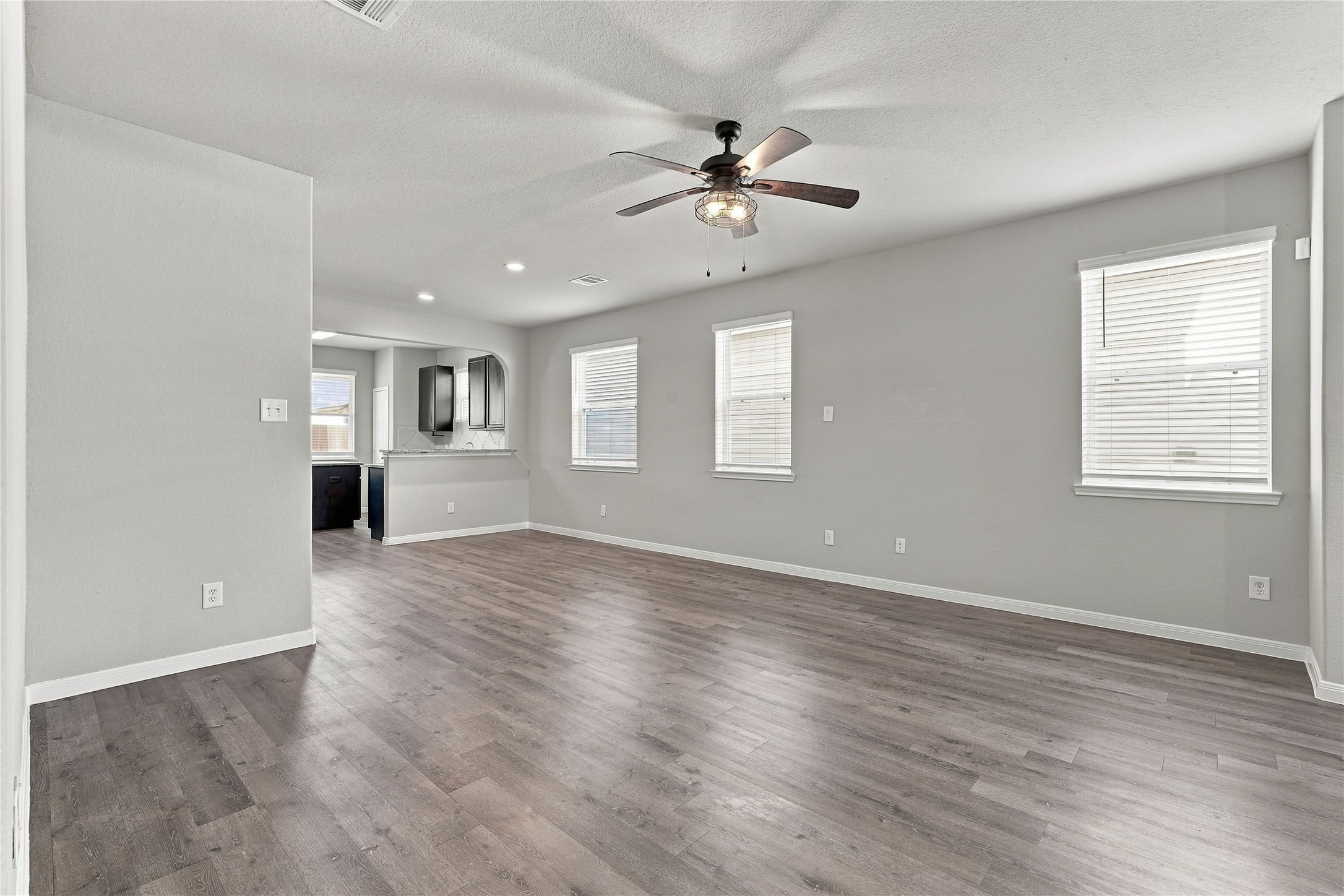 25610 Brooklyn Lane Property Photo 4