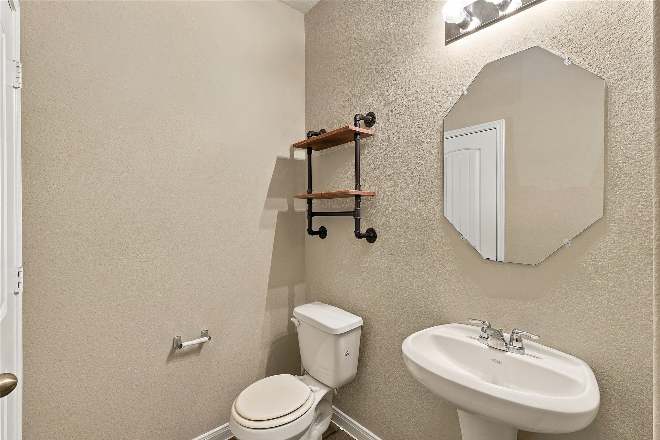 25610 Brooklyn Lane Property Photo 28
