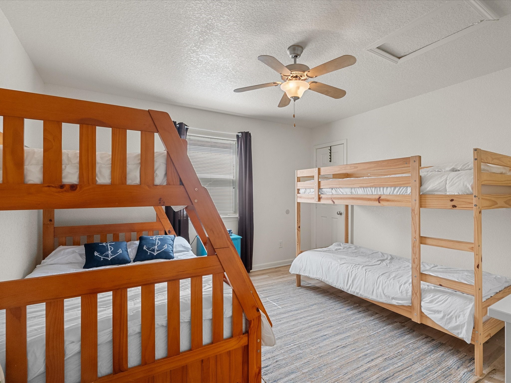 127 Howard Property Photo 21