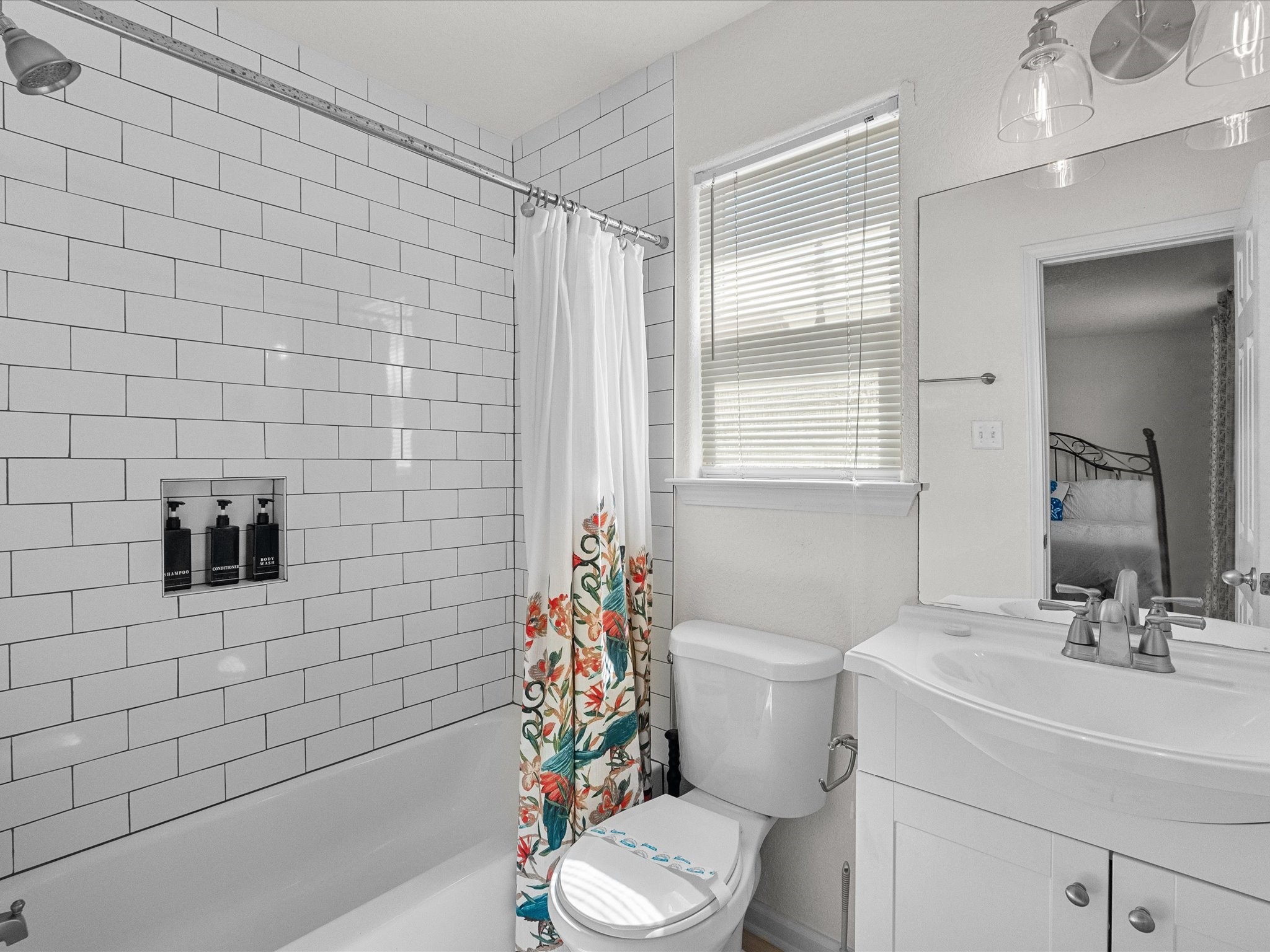 127 Howard Property Photo 25