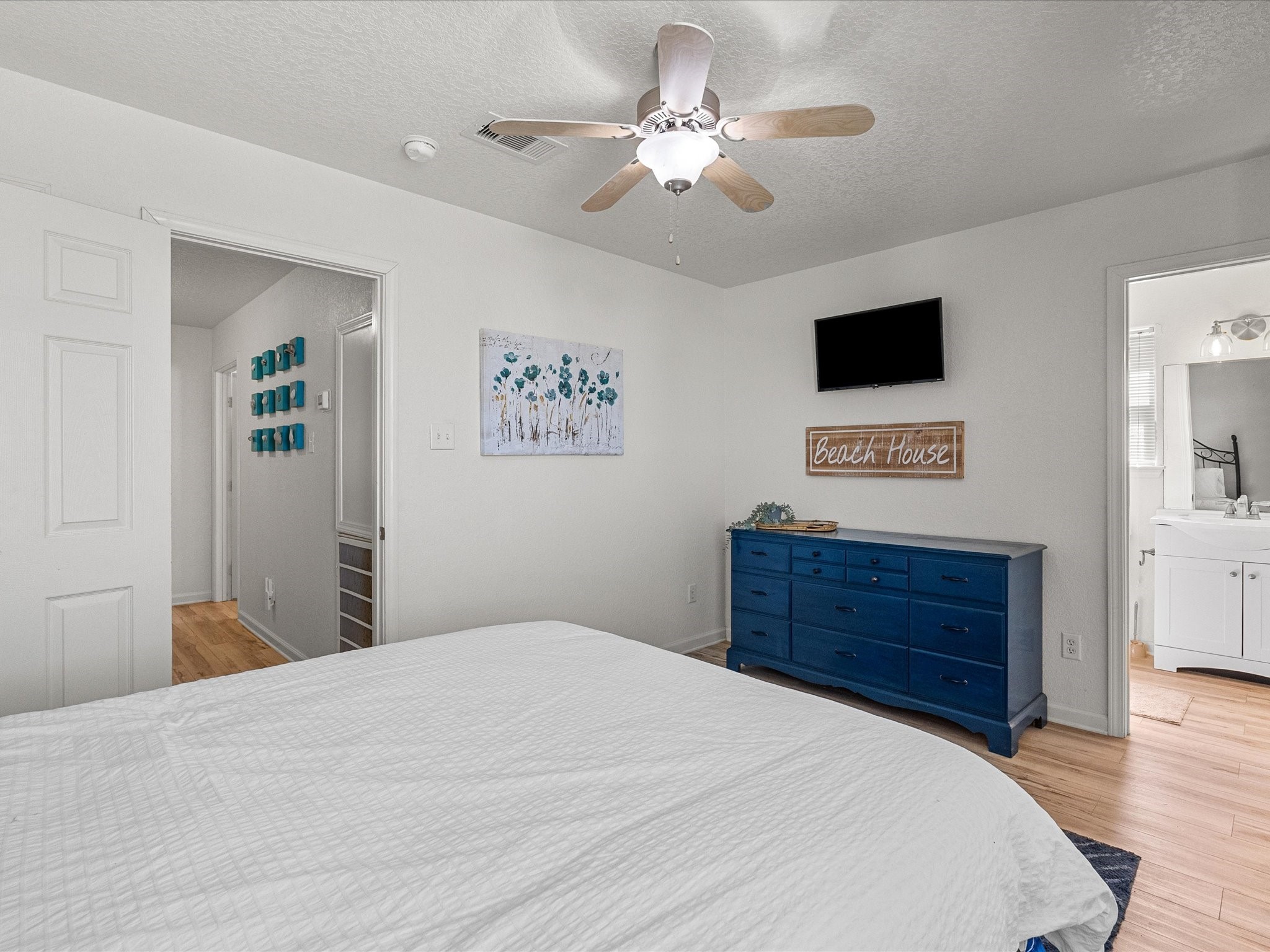 127 Howard Property Photo 29