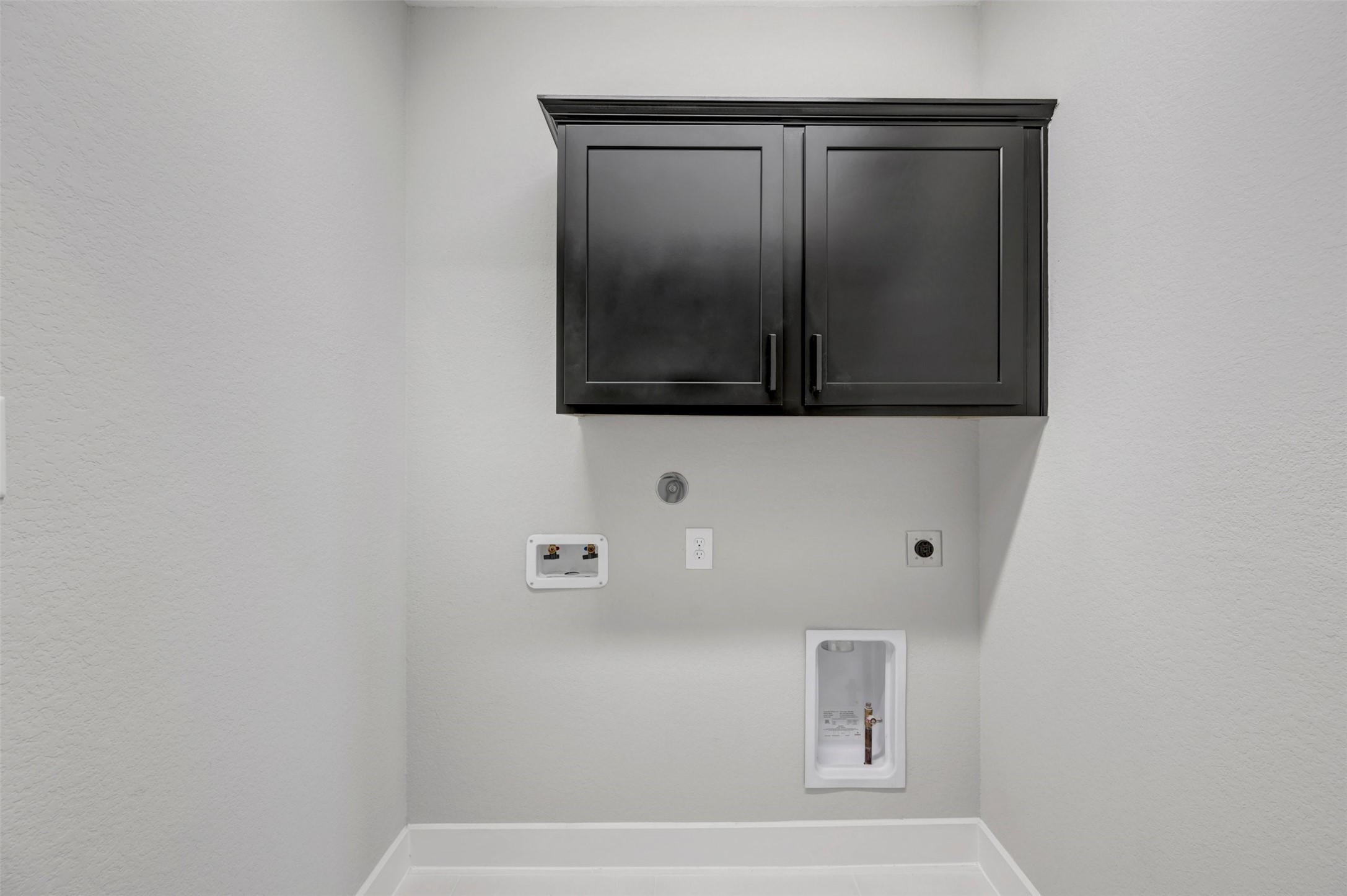 16718 Vibrant Avenue Property Photo 44