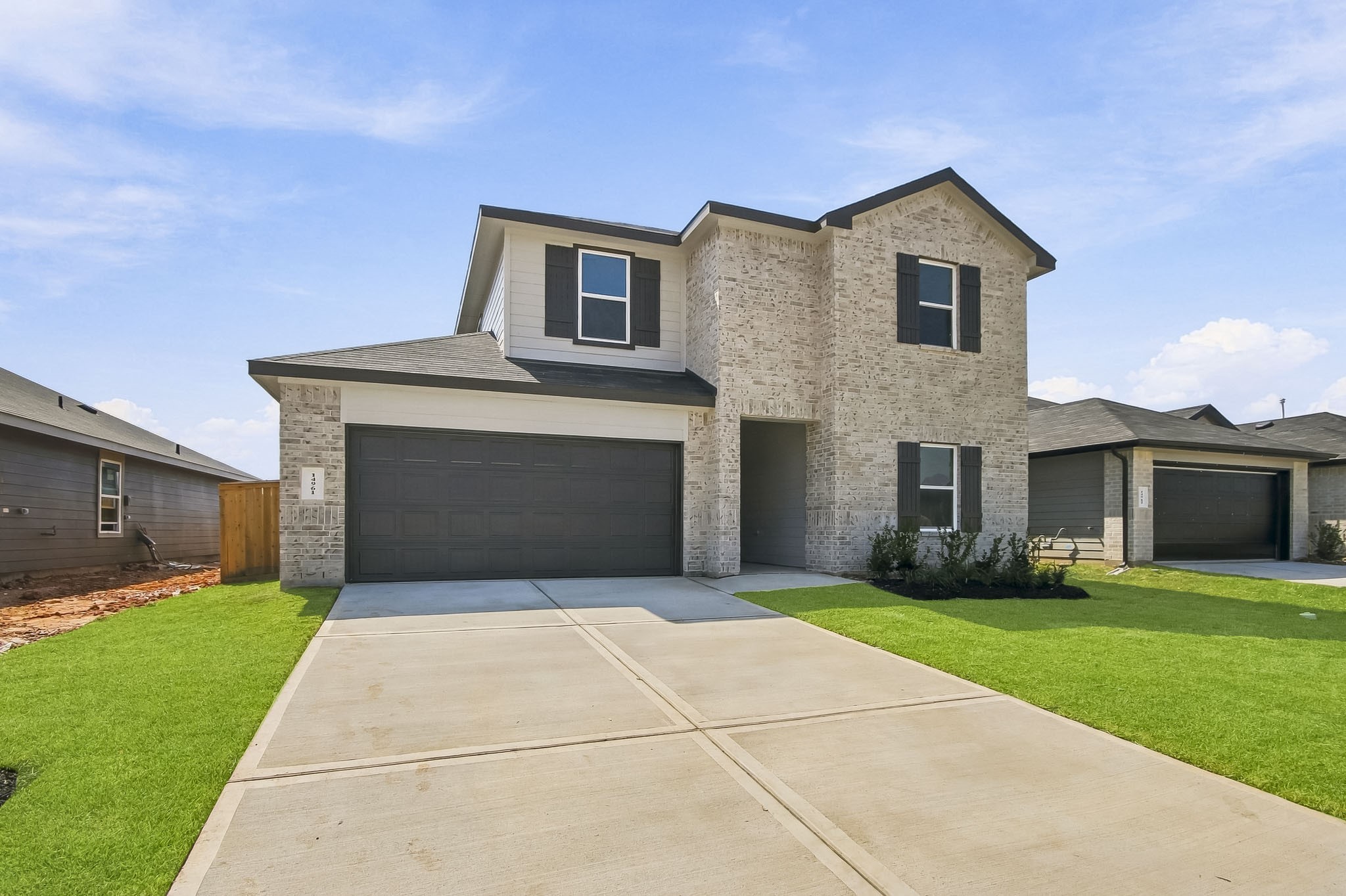14961 Cherry Creek Drive Property Photo 2