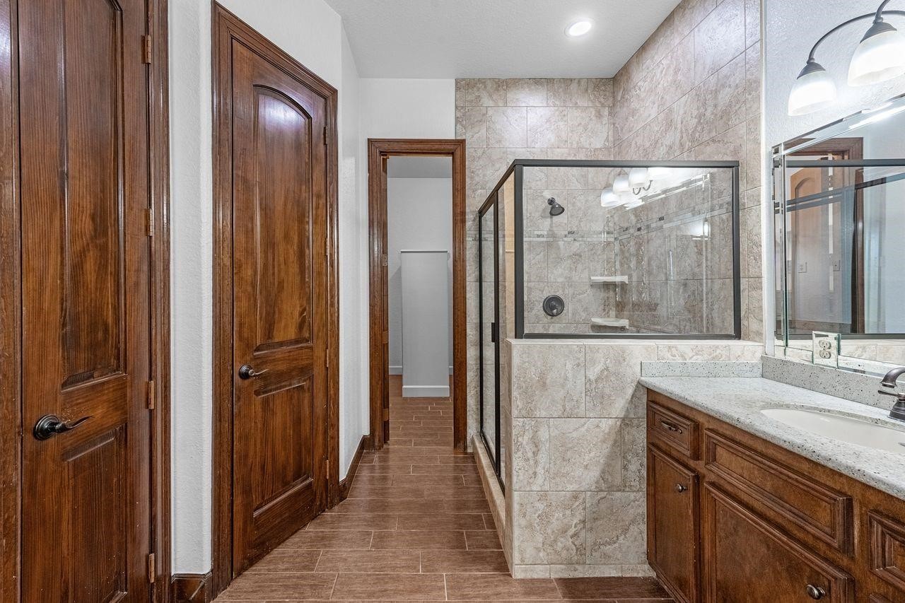 2310 Peters Road Property Photo 31