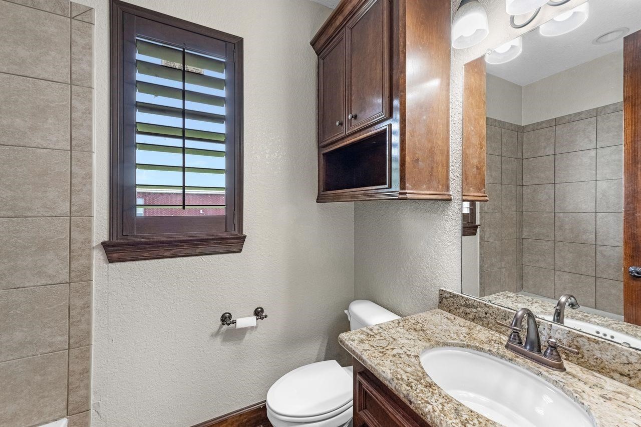 2310 Peters Road Property Photo 36