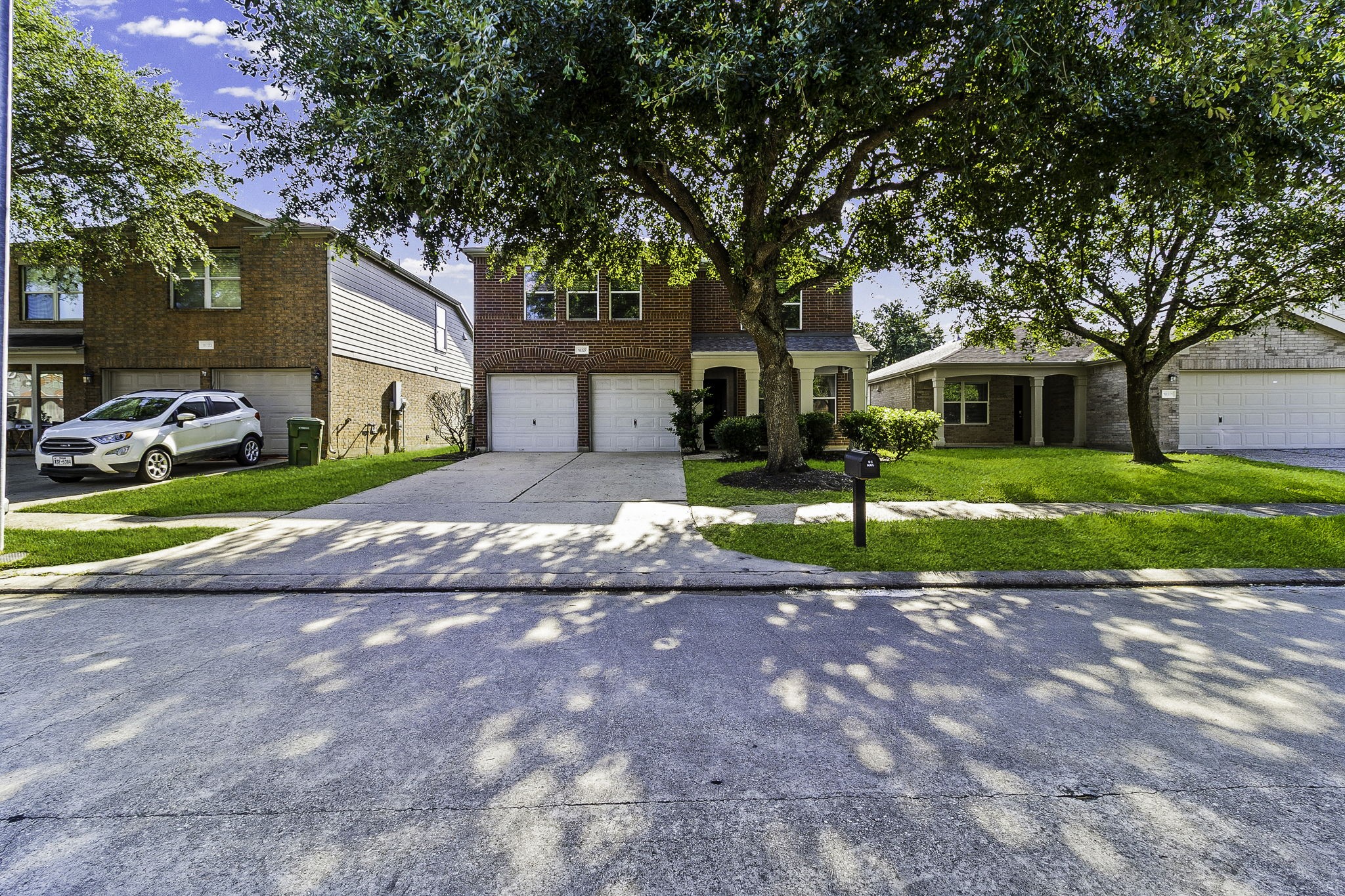 18327 Atasca Woods Trace Property Photo 2