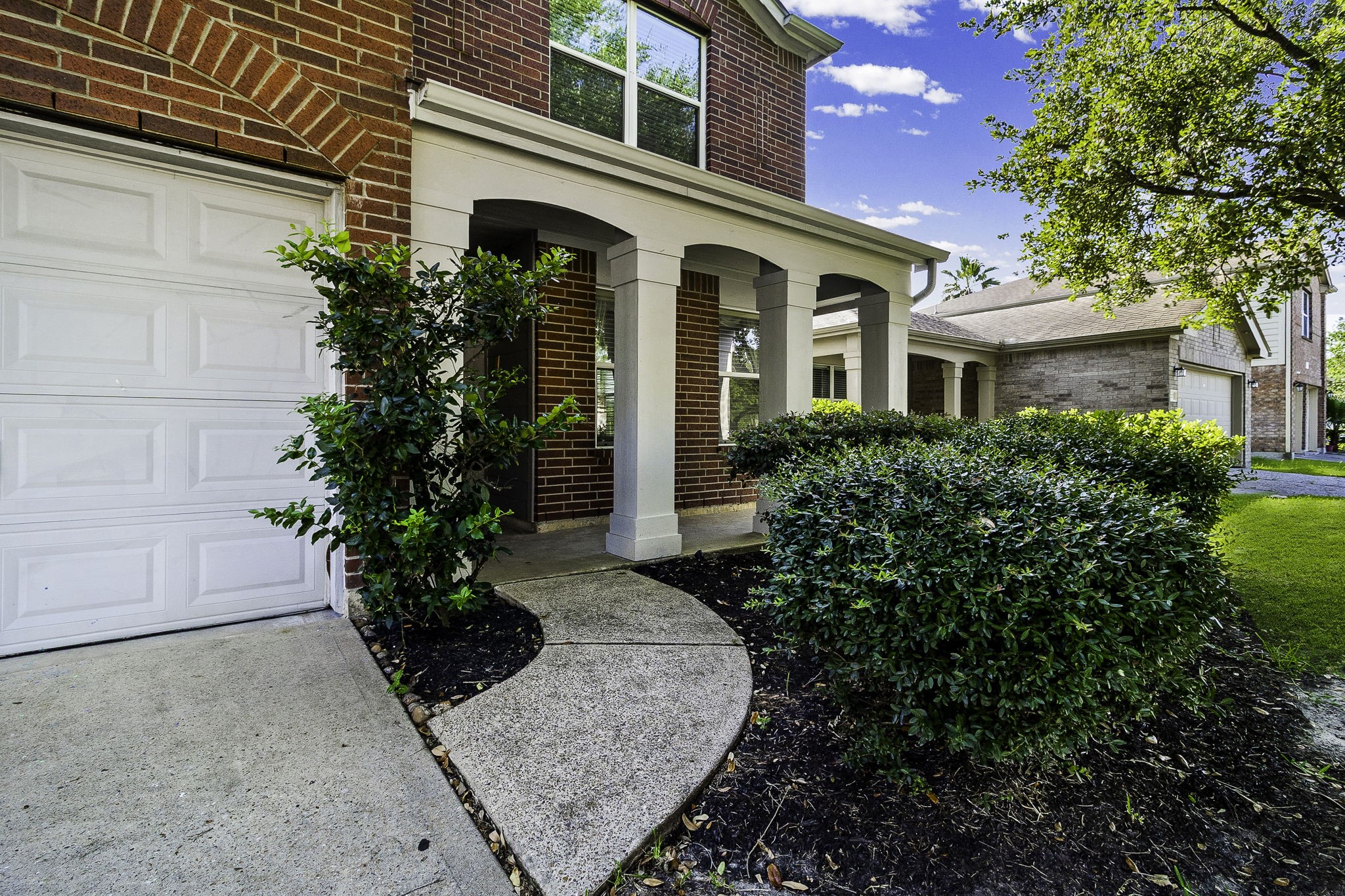 18327 Atasca Woods Trace Property Photo 4