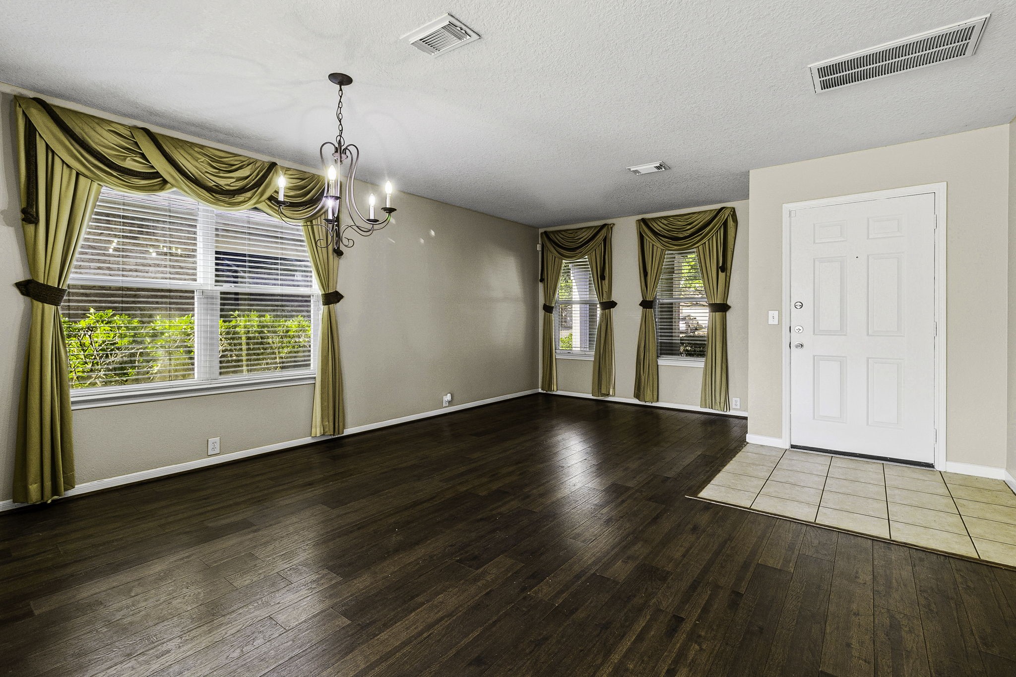 18327 Atasca Woods Trace Property Photo 6