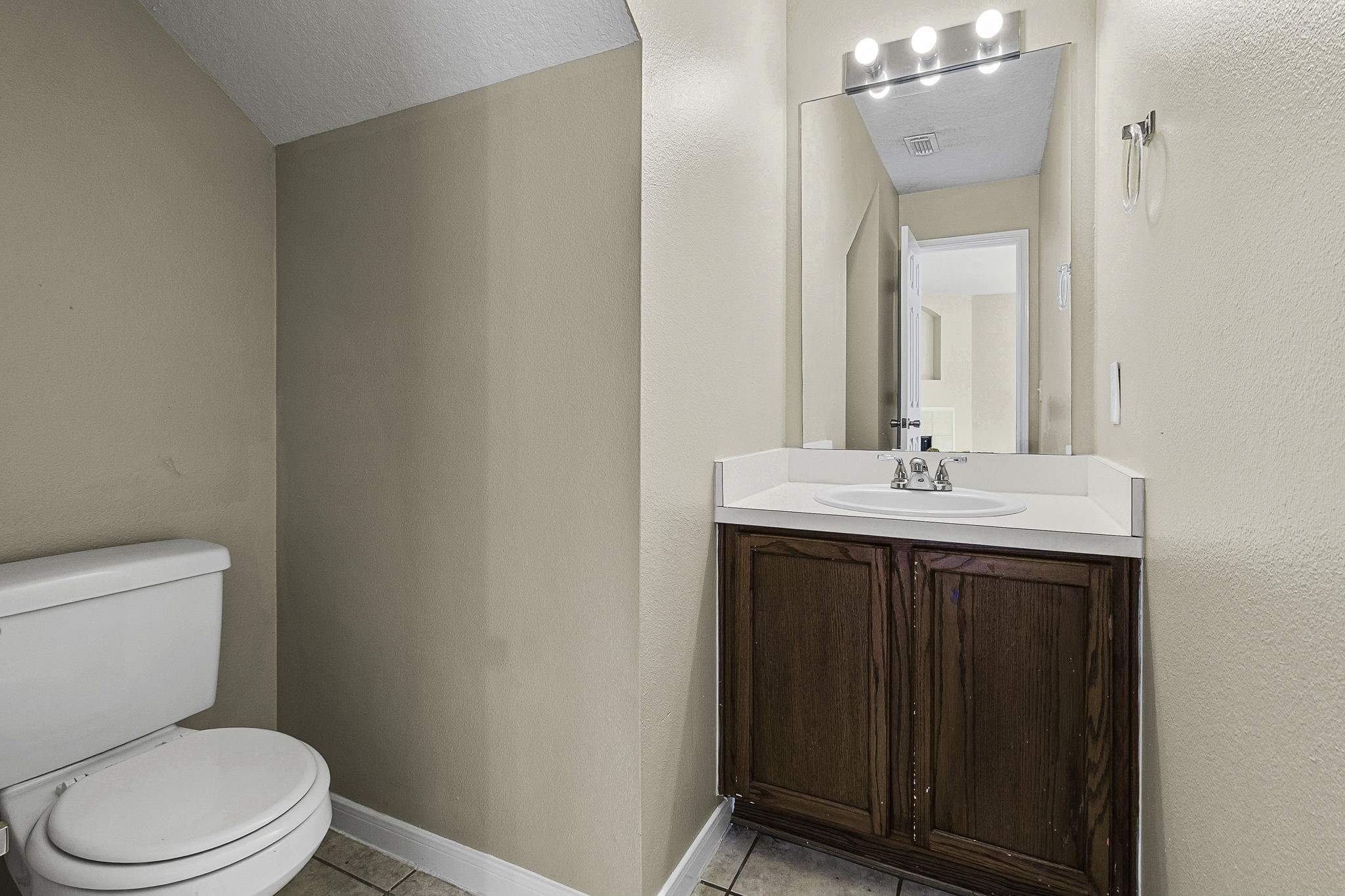 18327 Atasca Woods Trace Property Photo 8
