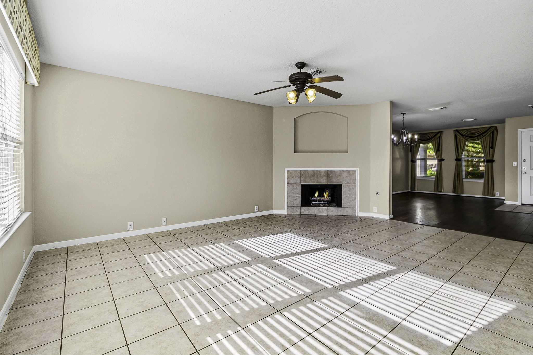18327 Atasca Woods Trace Property Photo 10