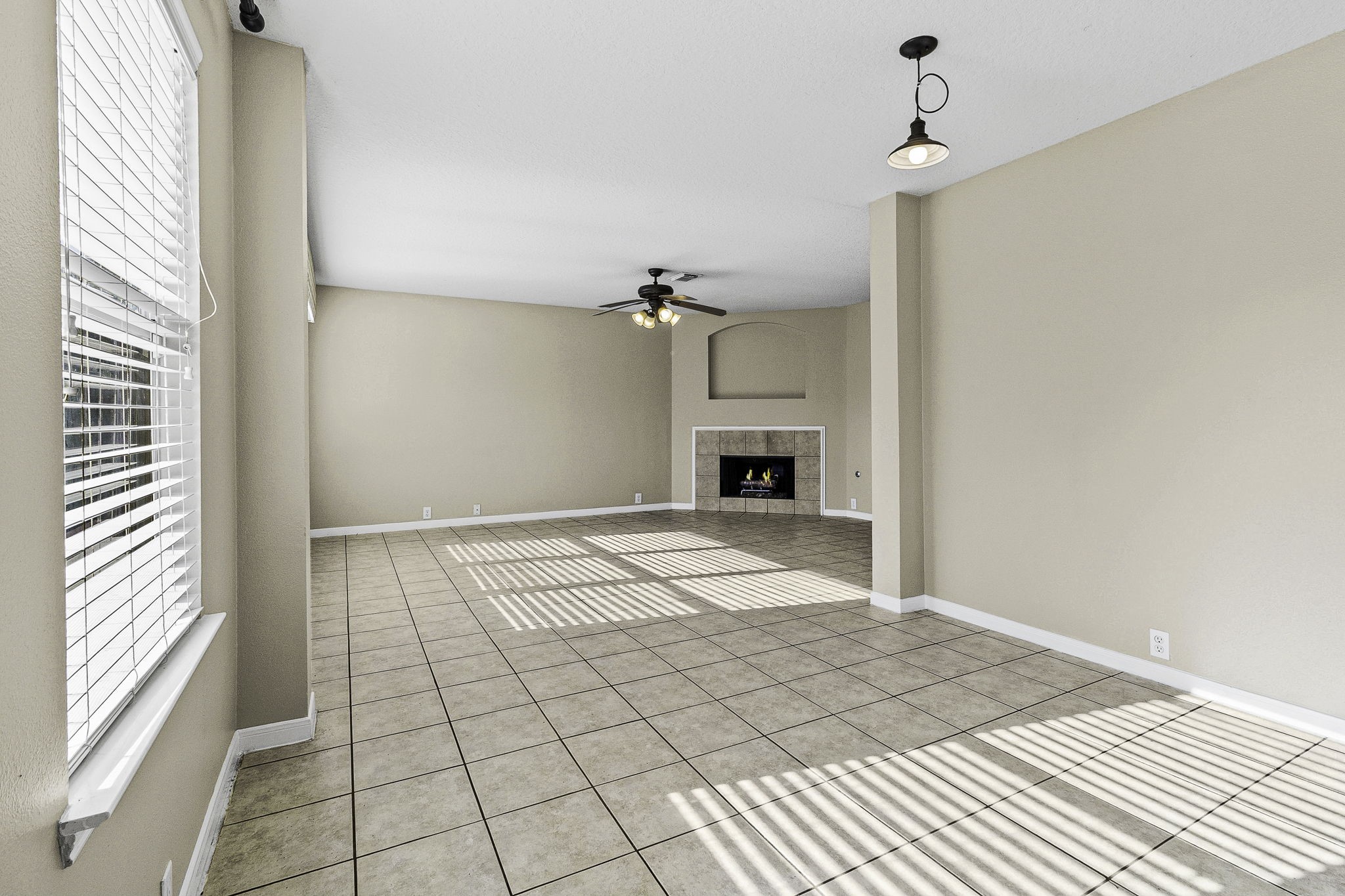 18327 Atasca Woods Trace Property Photo 13