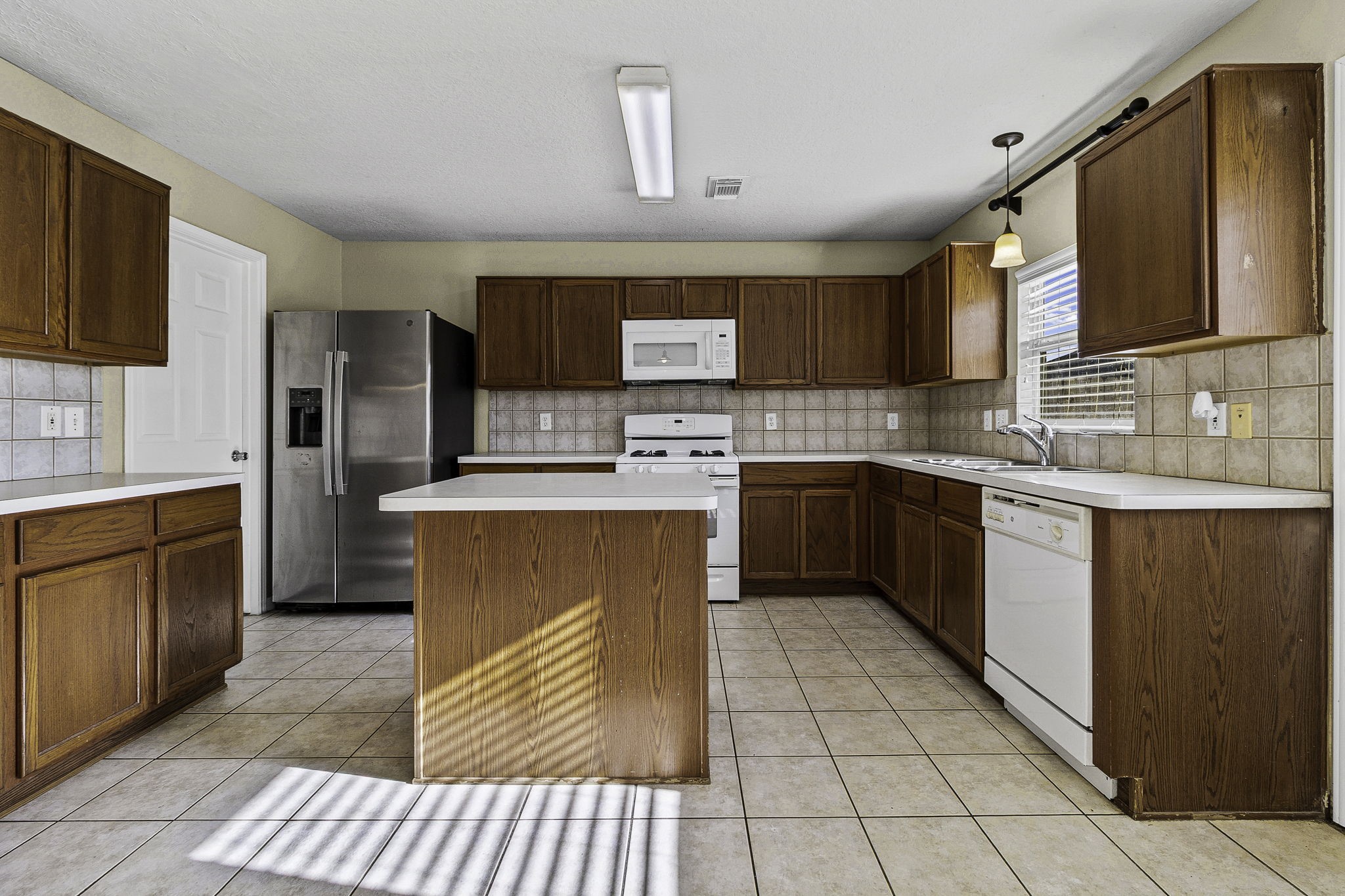 18327 Atasca Woods Trace Property Photo 15