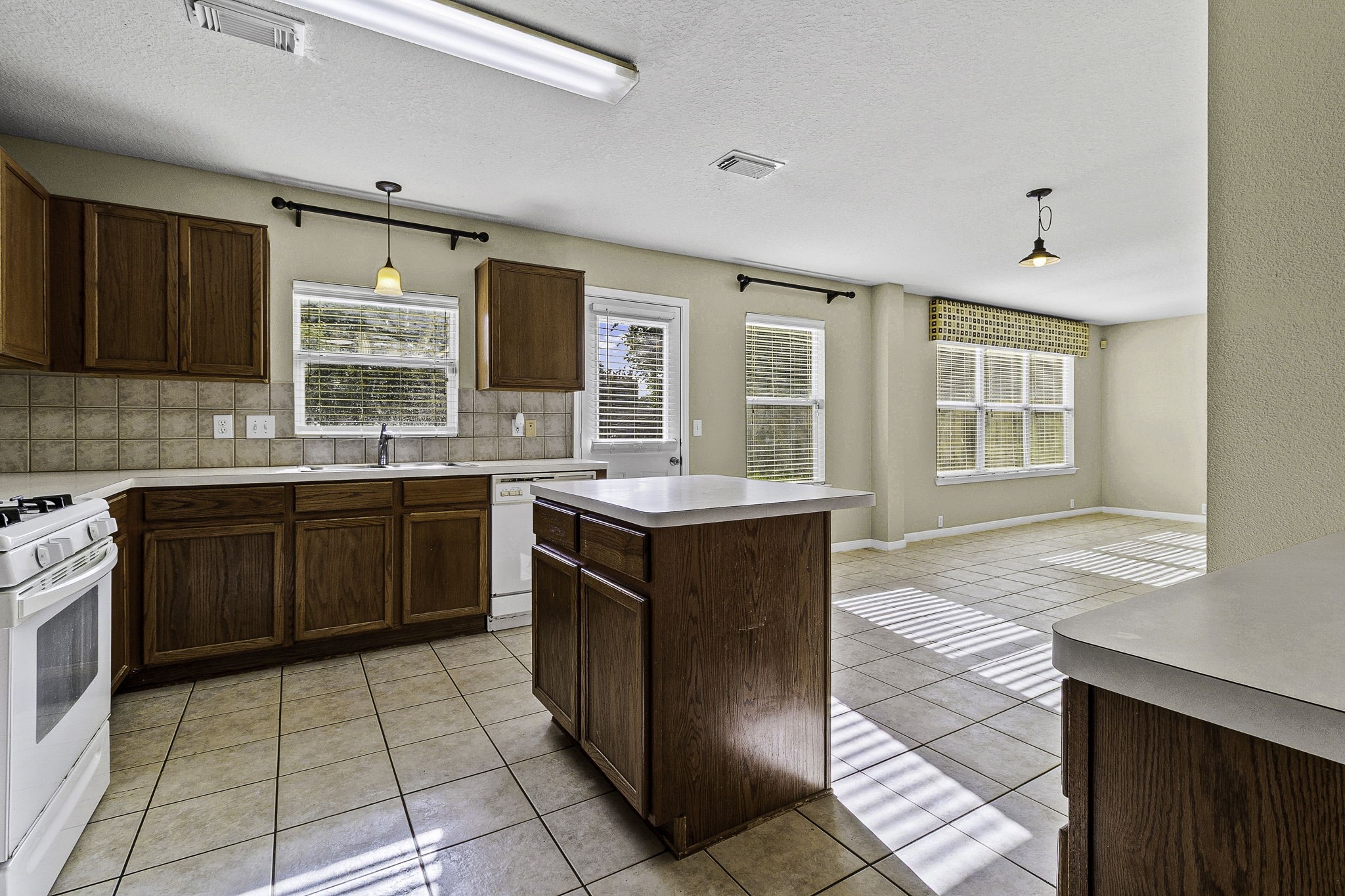 18327 Atasca Woods Trace Property Photo 17