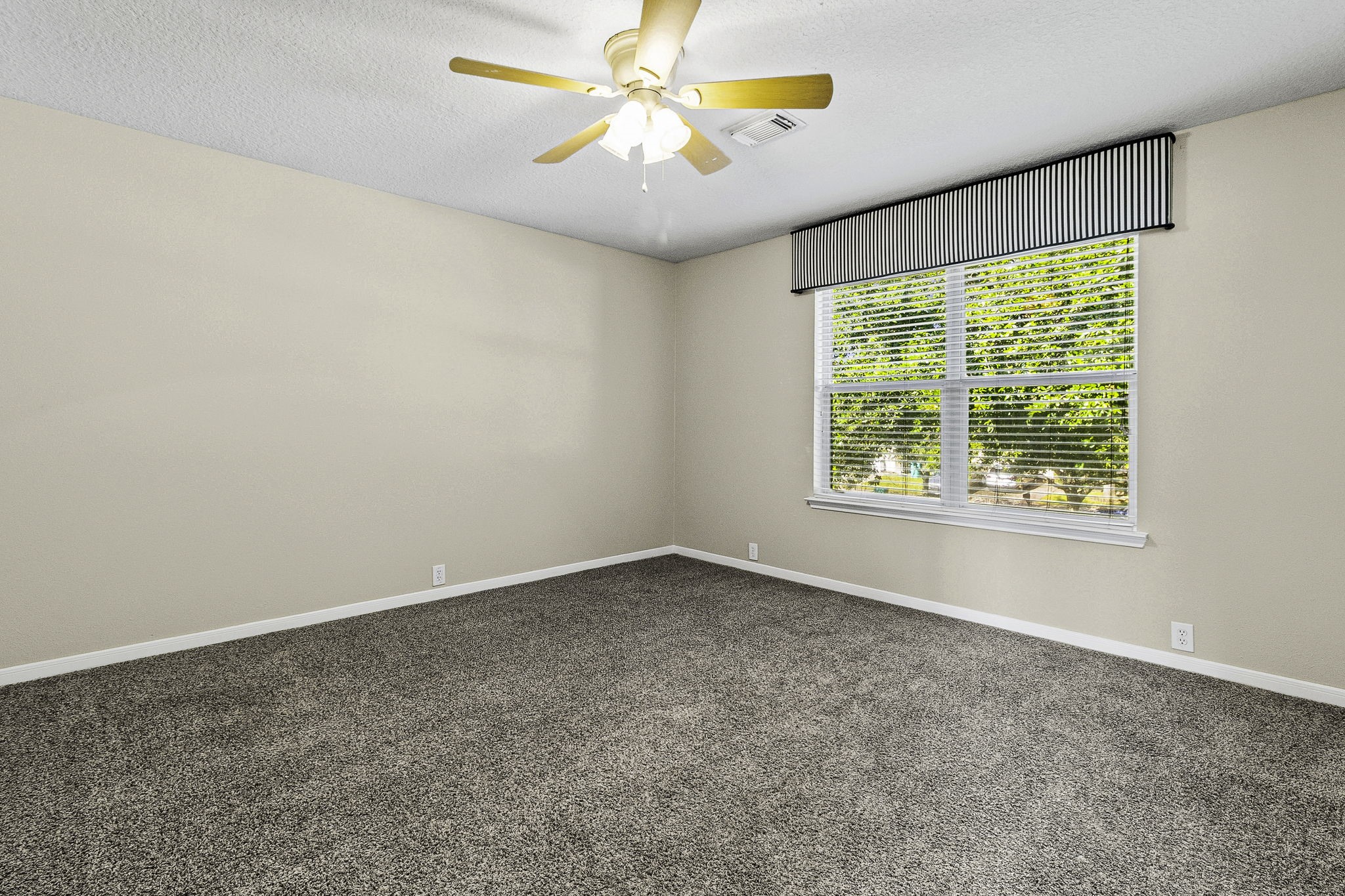 18327 Atasca Woods Trace Property Photo 31