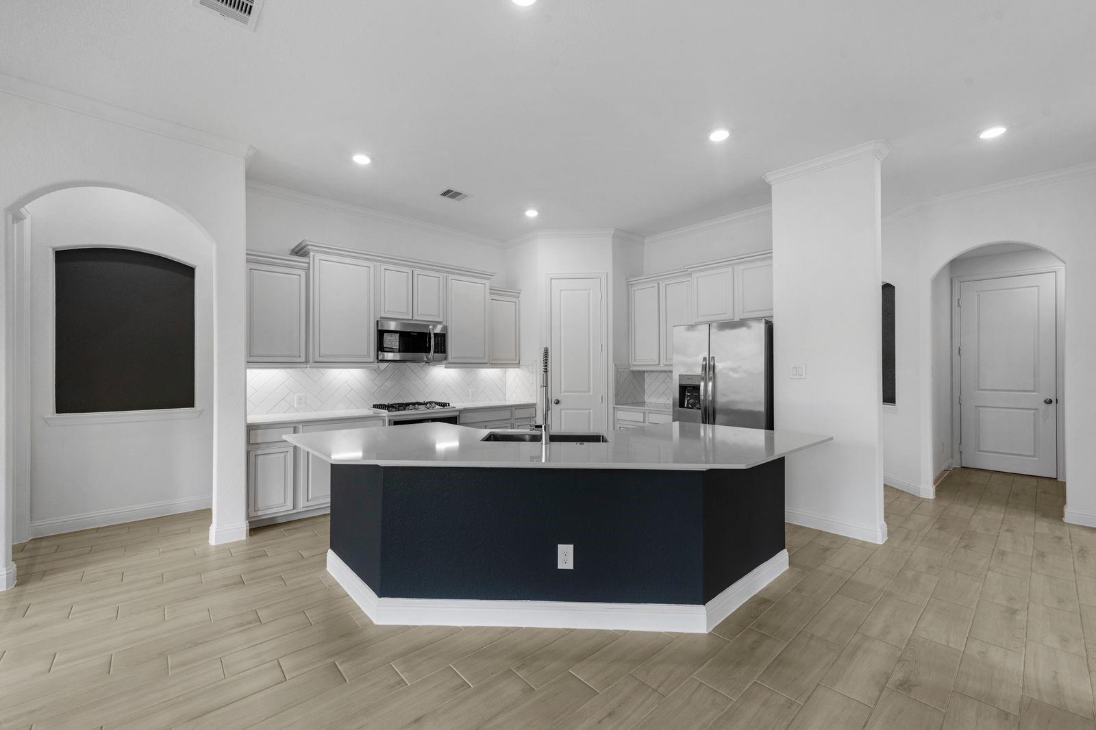 29614 Apple Glen Court Property Photo 3