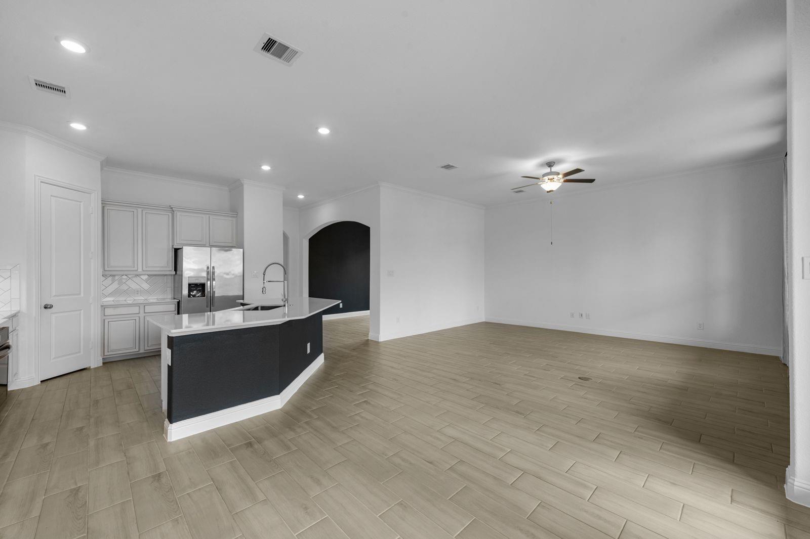 29614 Apple Glen Court Property Photo 6