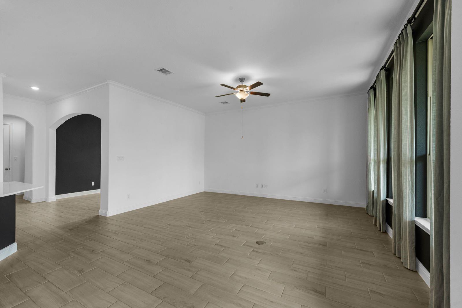 29614 Apple Glen Court Property Photo 9