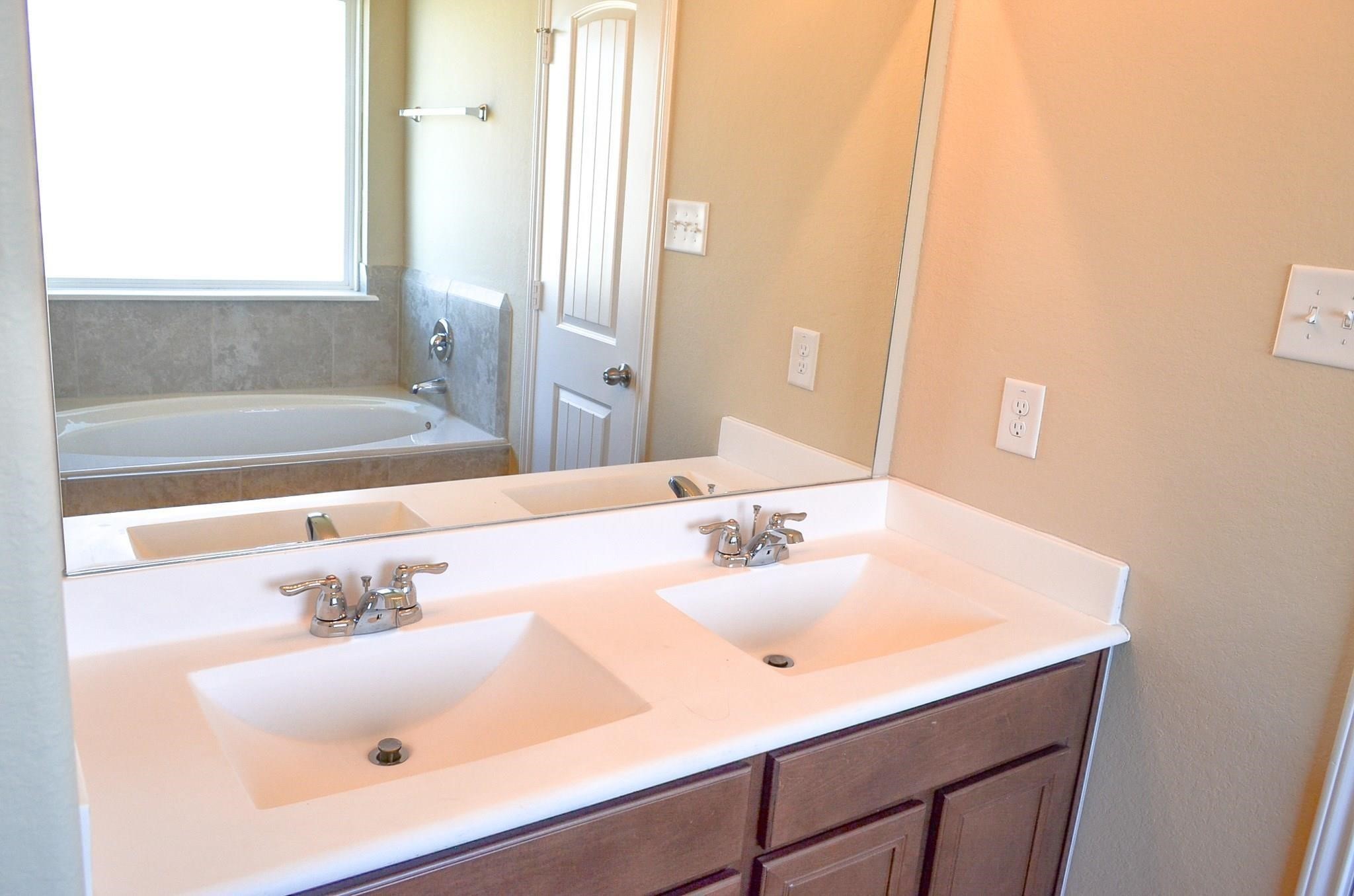 3550 Paganini Place Property Photo 8