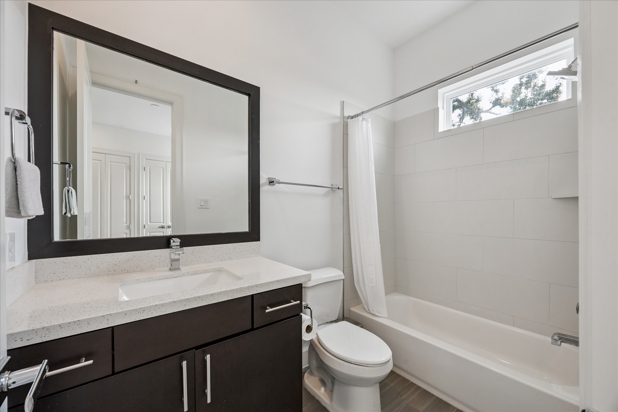 4605 La Branch Street Property Photo 18