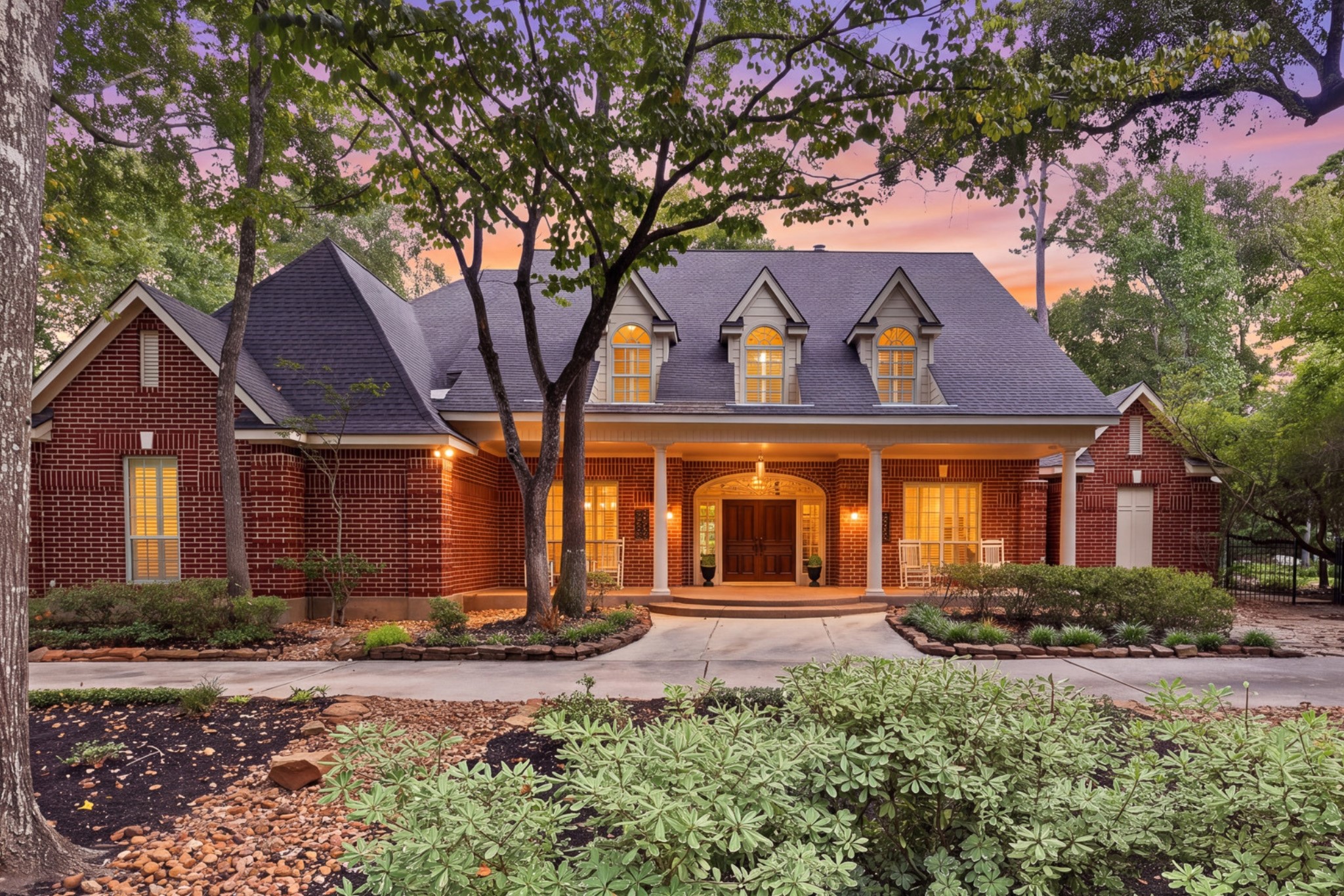 7 Pastoral Pond Circle Property Photo 1