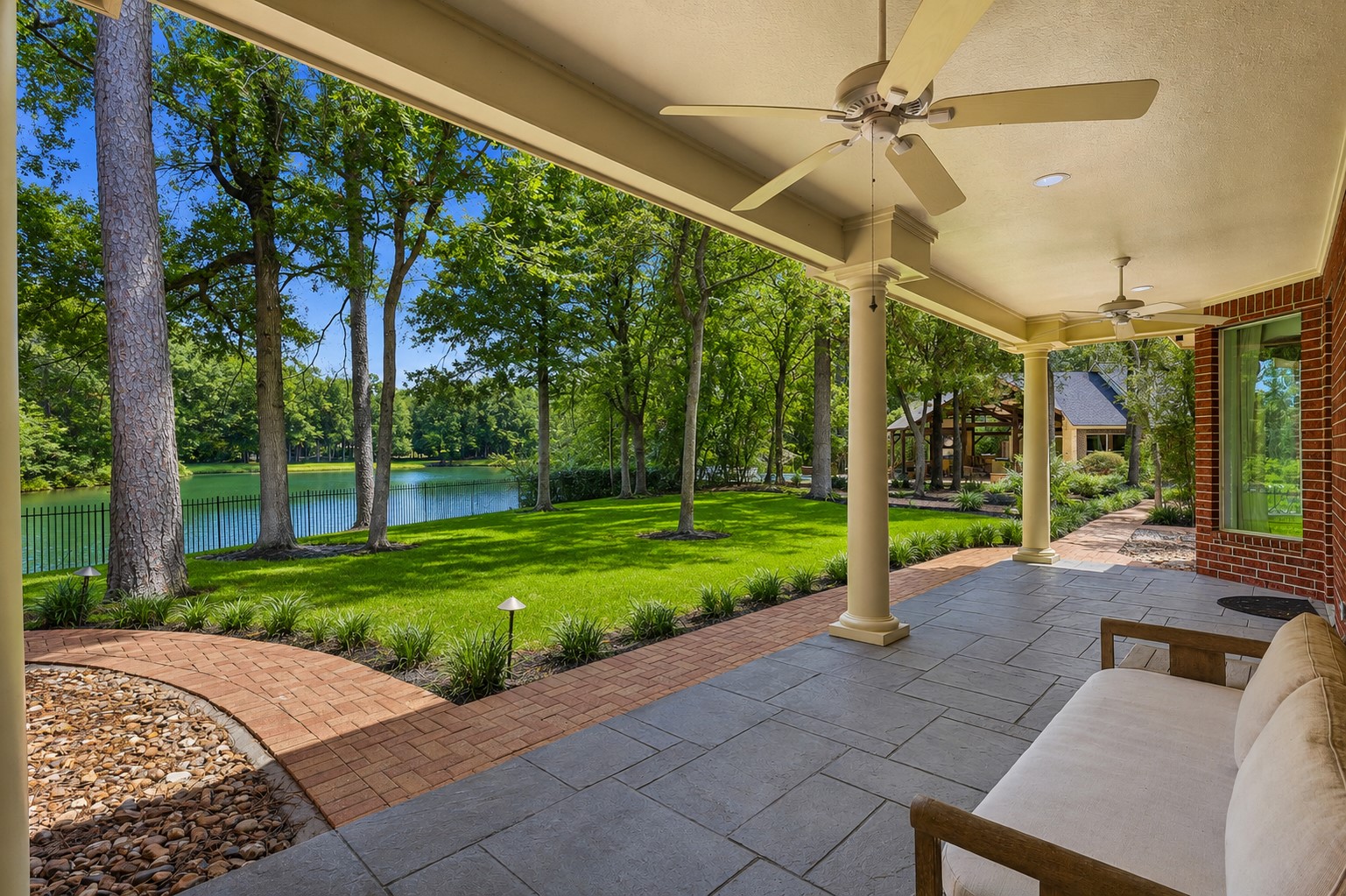 7 Pastoral Pond Circle Property Photo 1