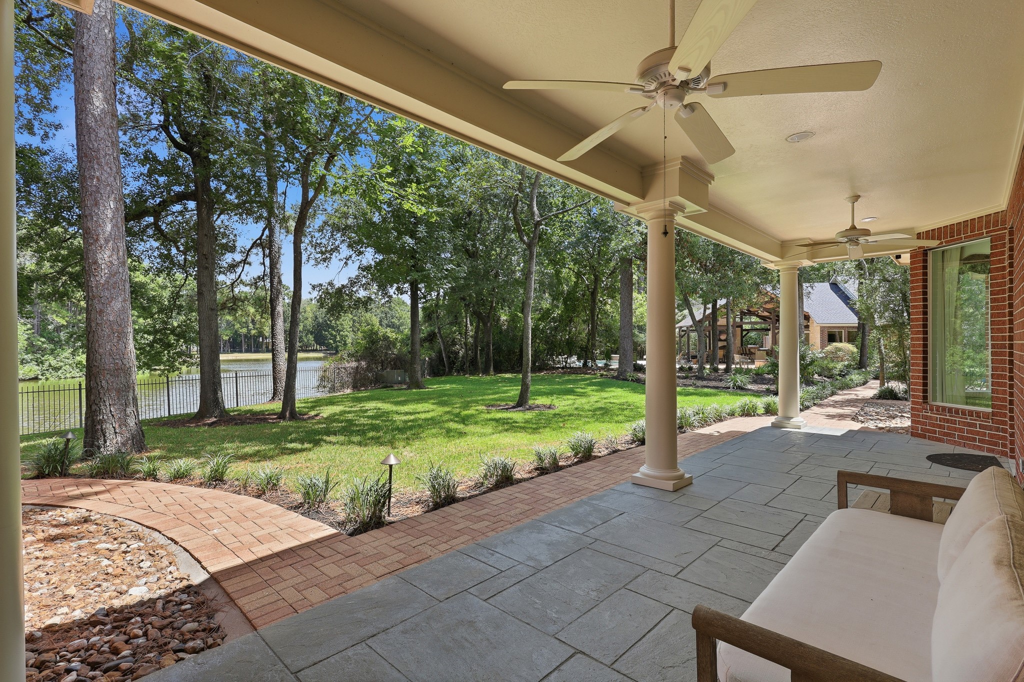 7 Pastoral Pond Circle Property Photo 21