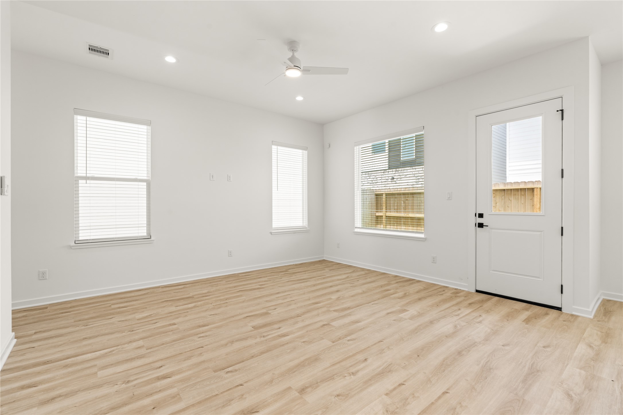 4746 Martin Hill Street Property Photo 22