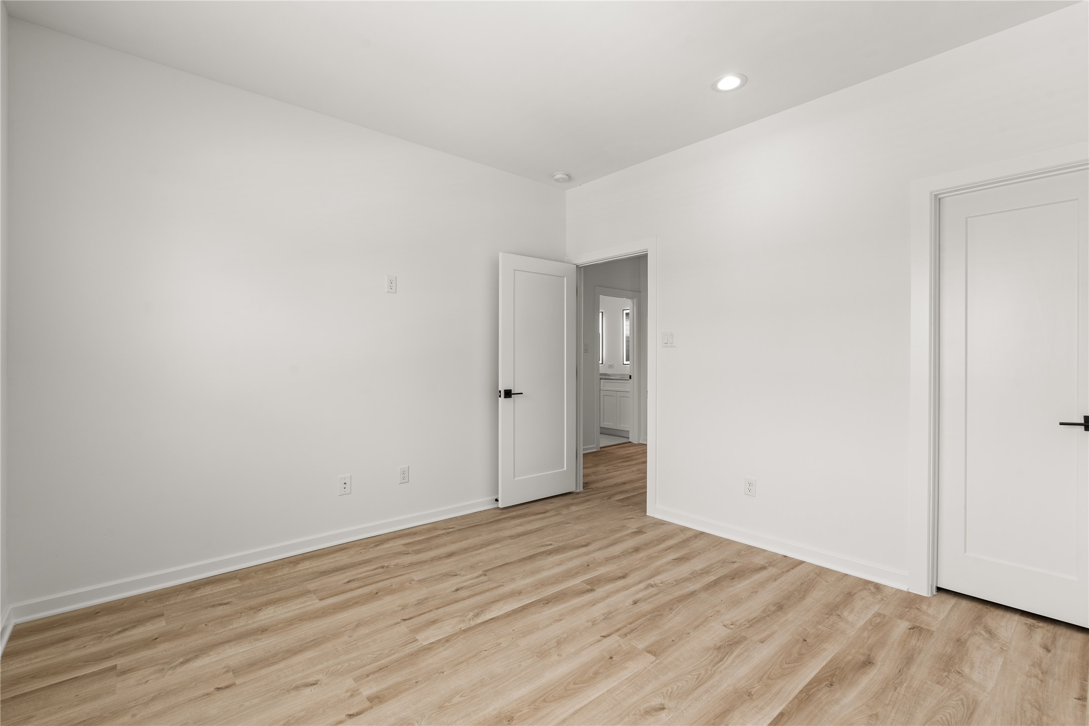 4746 Martin Hill Street Property Photo 37