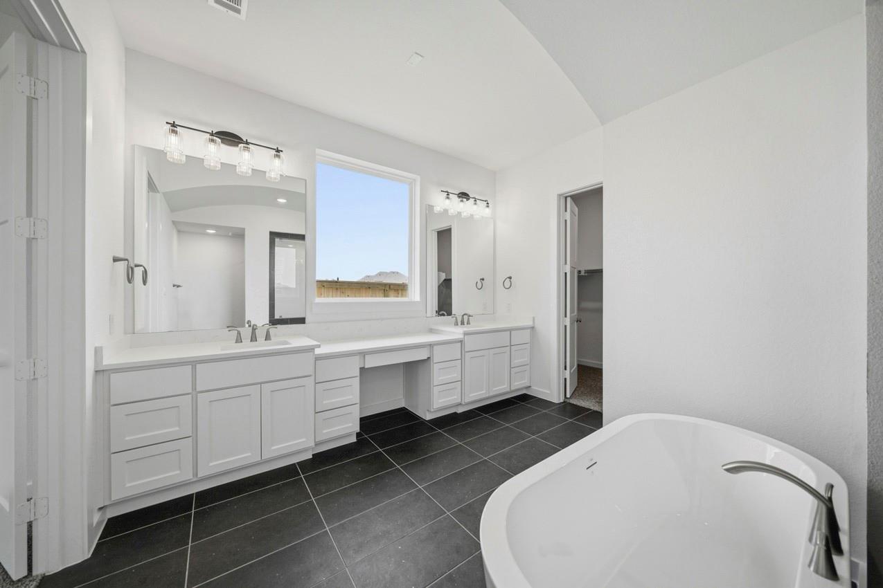 8821 Antelope Canyon Way, Manvel Tx 77578 Property Photo 12