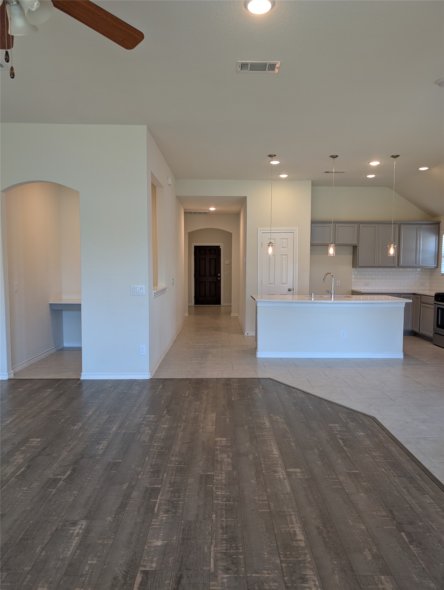 2331 Shoal Valley Lane Property Photo 8
