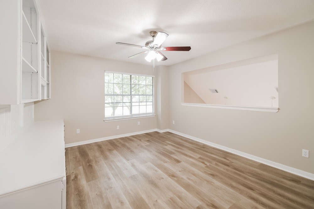 4765 Oakmont Court Property Photo 8