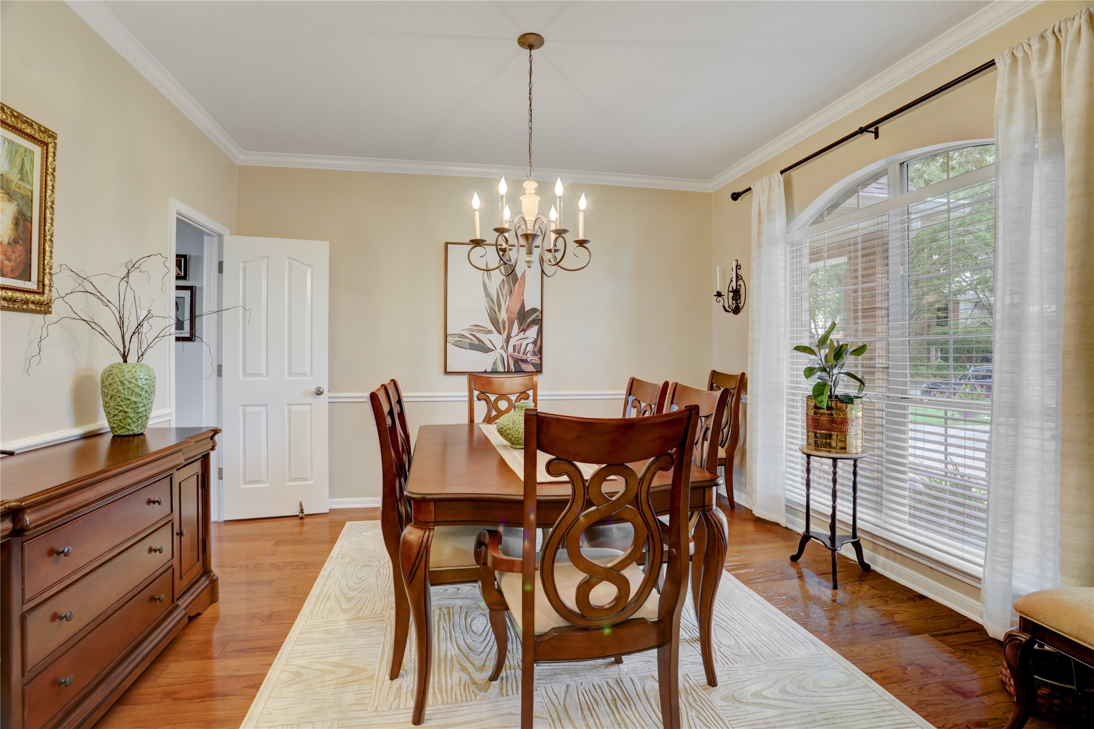 3407 Powell Way Property Photo 3