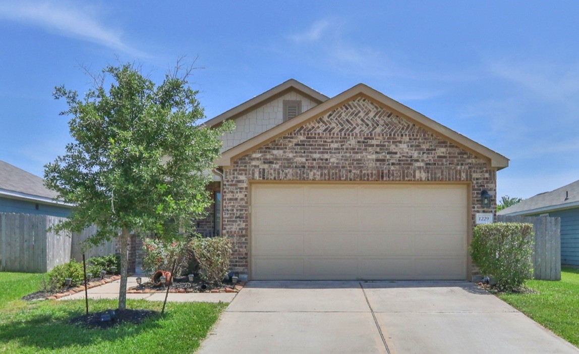 1229 Steed Bluff Drive Property Photo